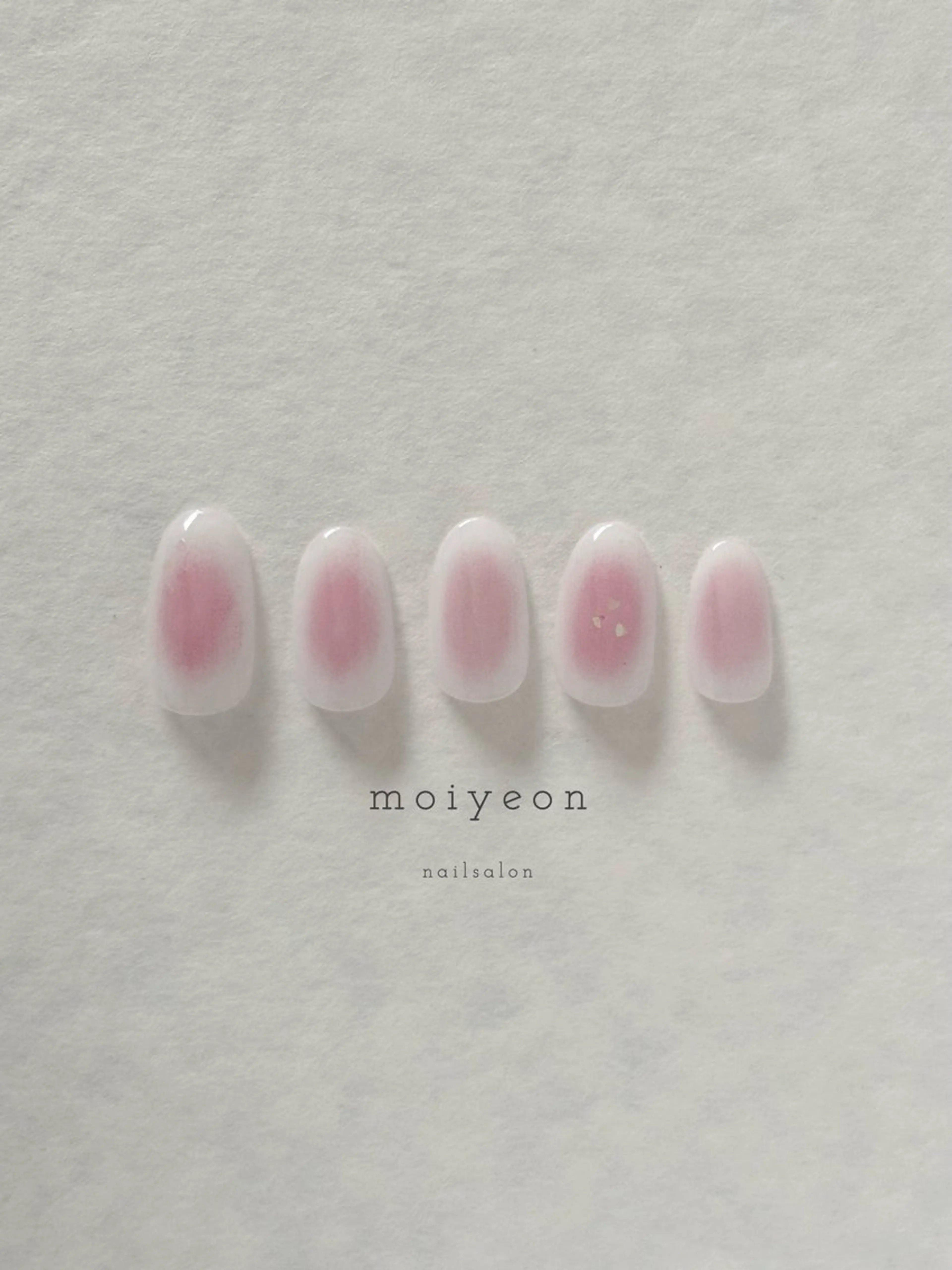 ネイル チークネイル 市川 沙希子のネイルデザイン