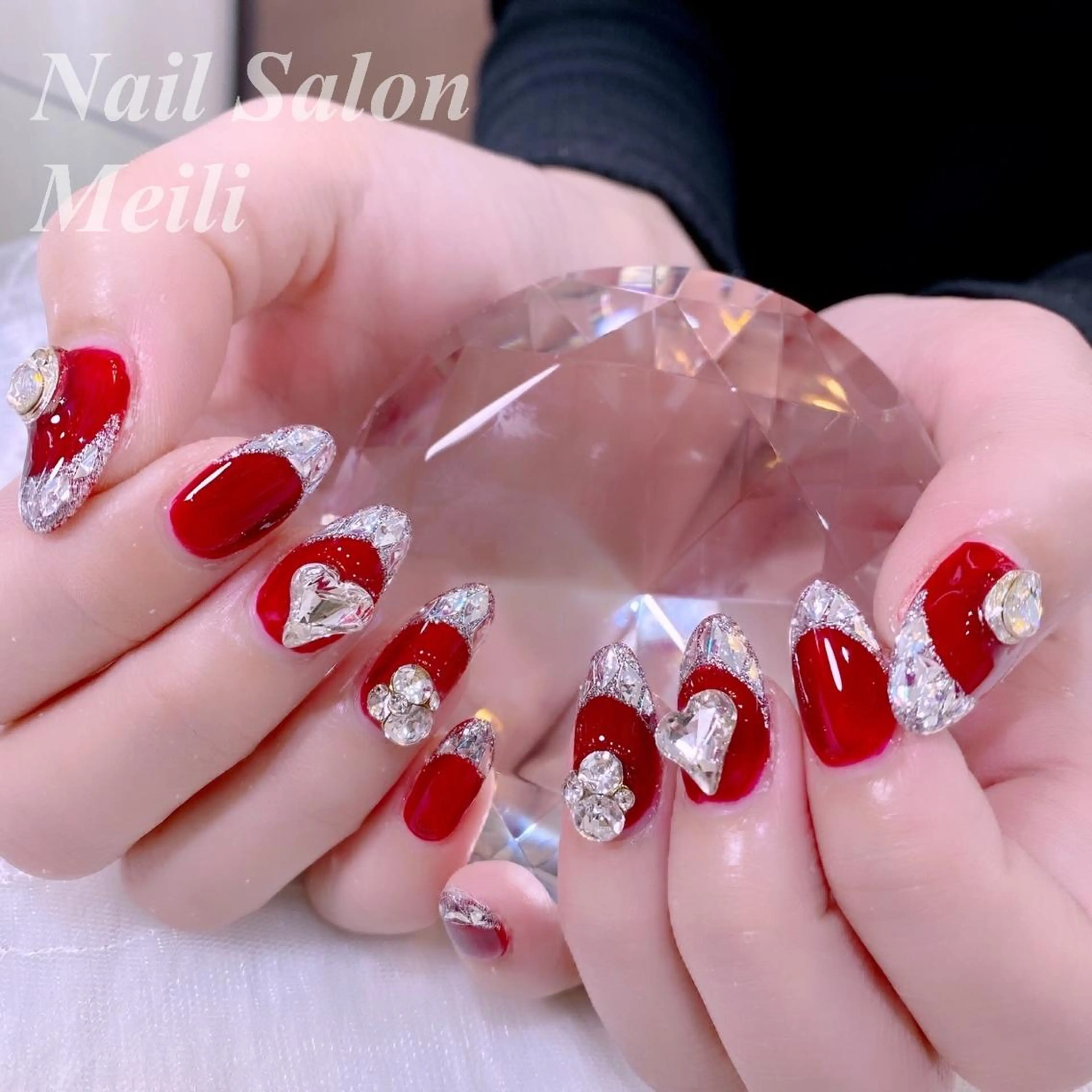 ネイル フレンチネイル ガラスフレンチ ハート 赤色 NAILSALON MEILIのネイルデザイン