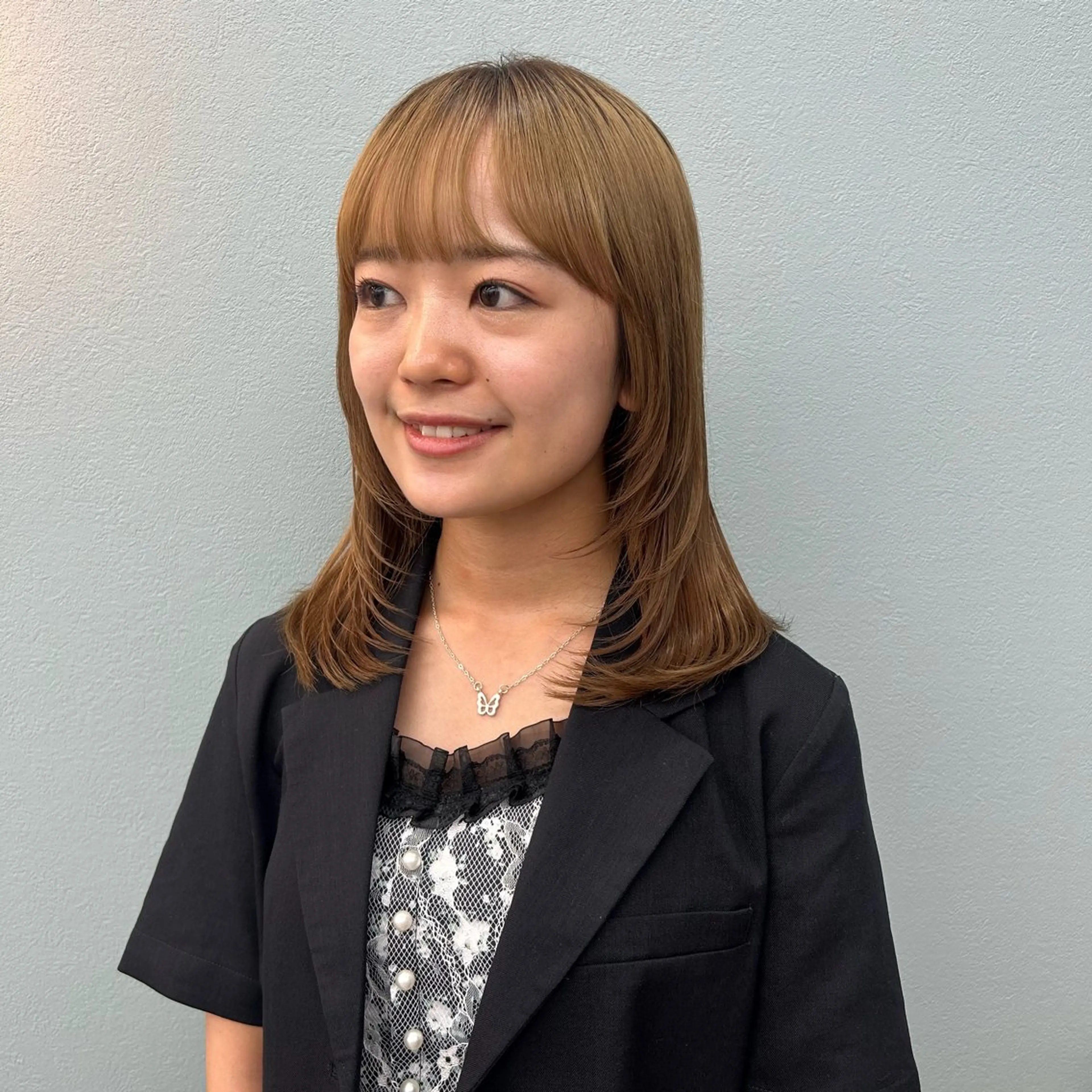 ミディアム 顔まわりレイヤー レイヤーカット レイヤー/髪質改善 🫧小町 紗耶華のヘアスタイル