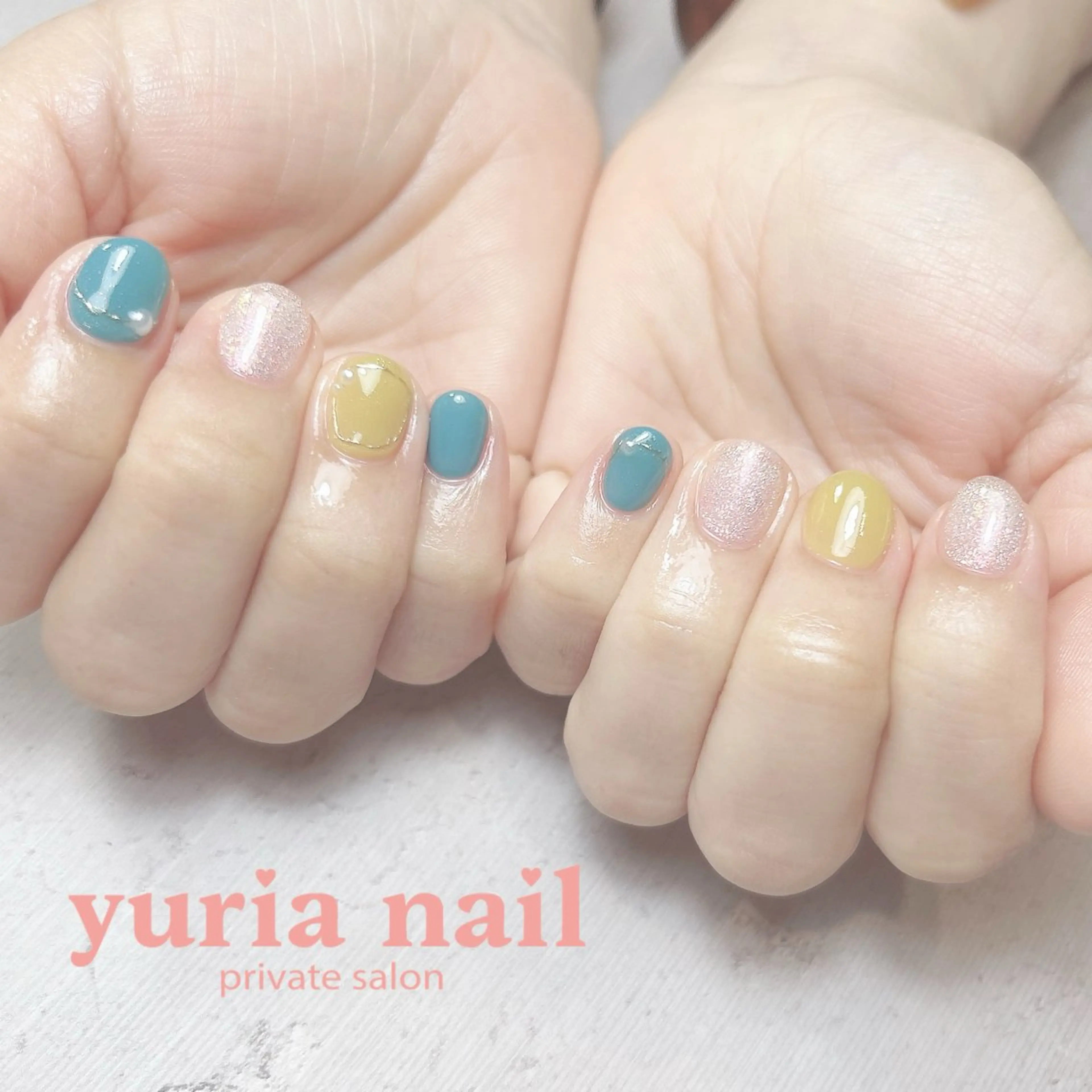 ネイル アートネイル ブルー ジェルネイル グリーン ニュアンスネイル ハンドネイル 小林 ゆりあのネイルデザイン