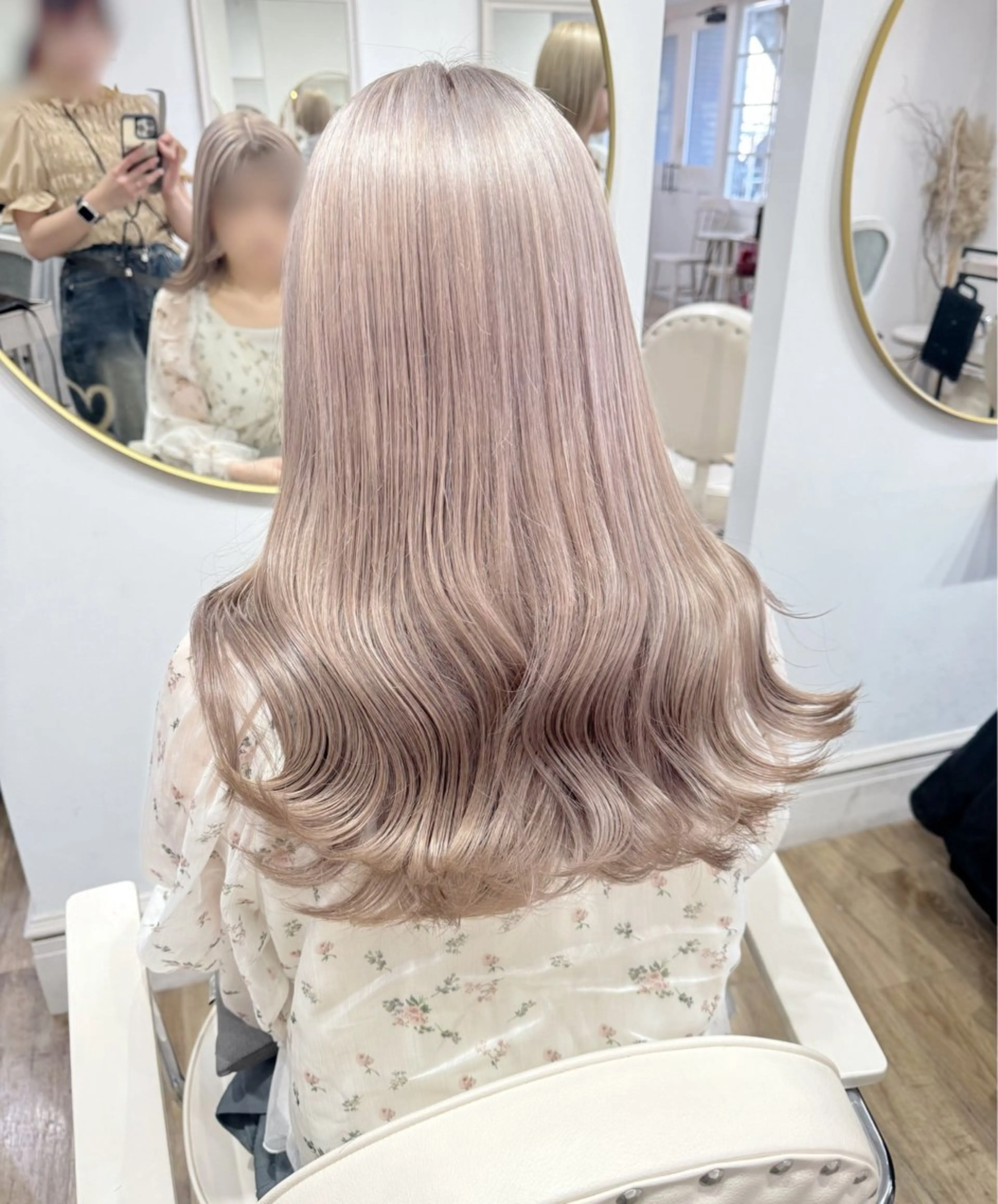 カラー ブリーチ 🌷柔らかクリーミー 🤍kirari🌷のヘアスタイル