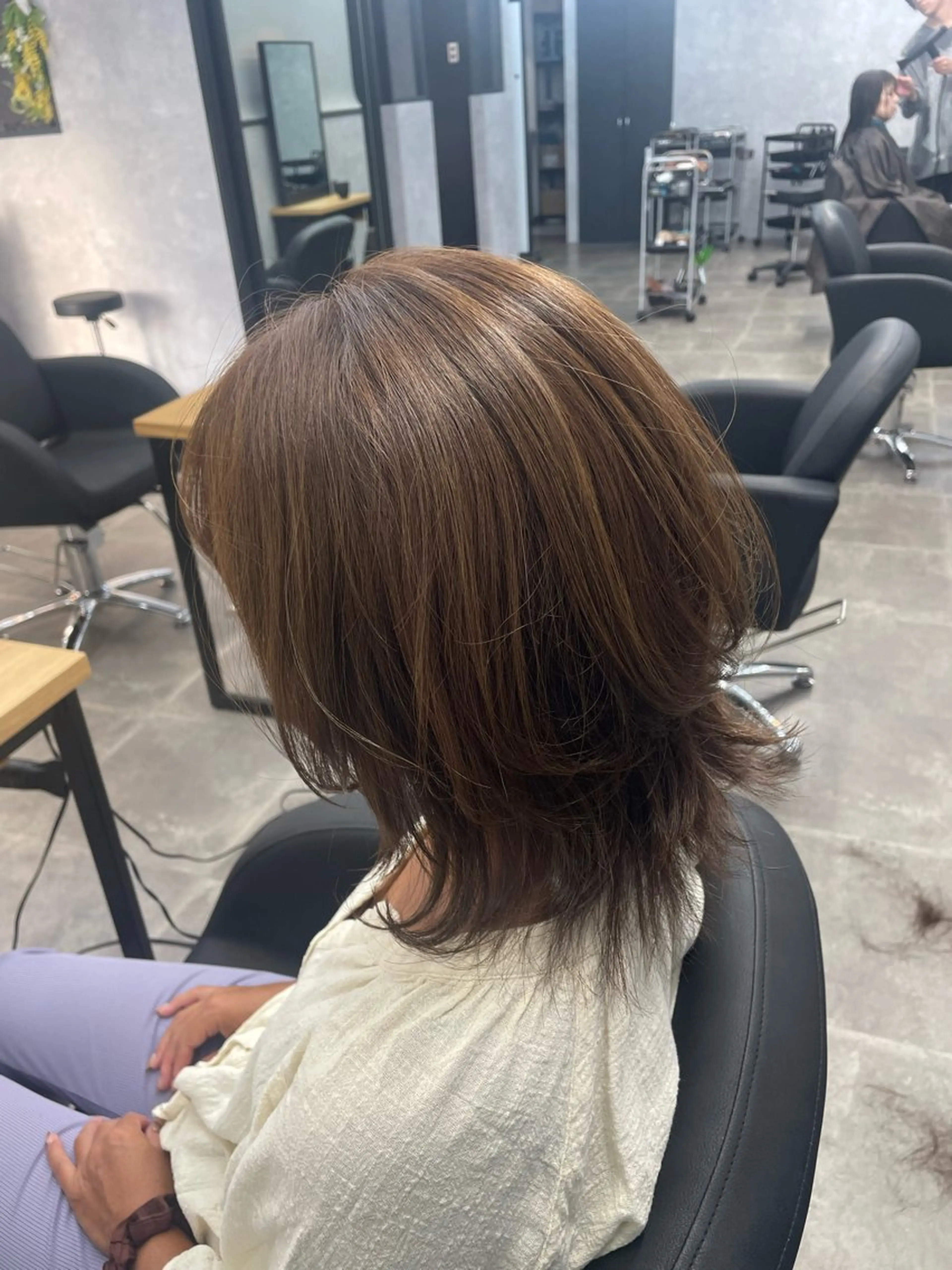 ミディアム レイヤーカット ウルフカット カット 🪡 KIMU🪡🎀のヘアスタイル