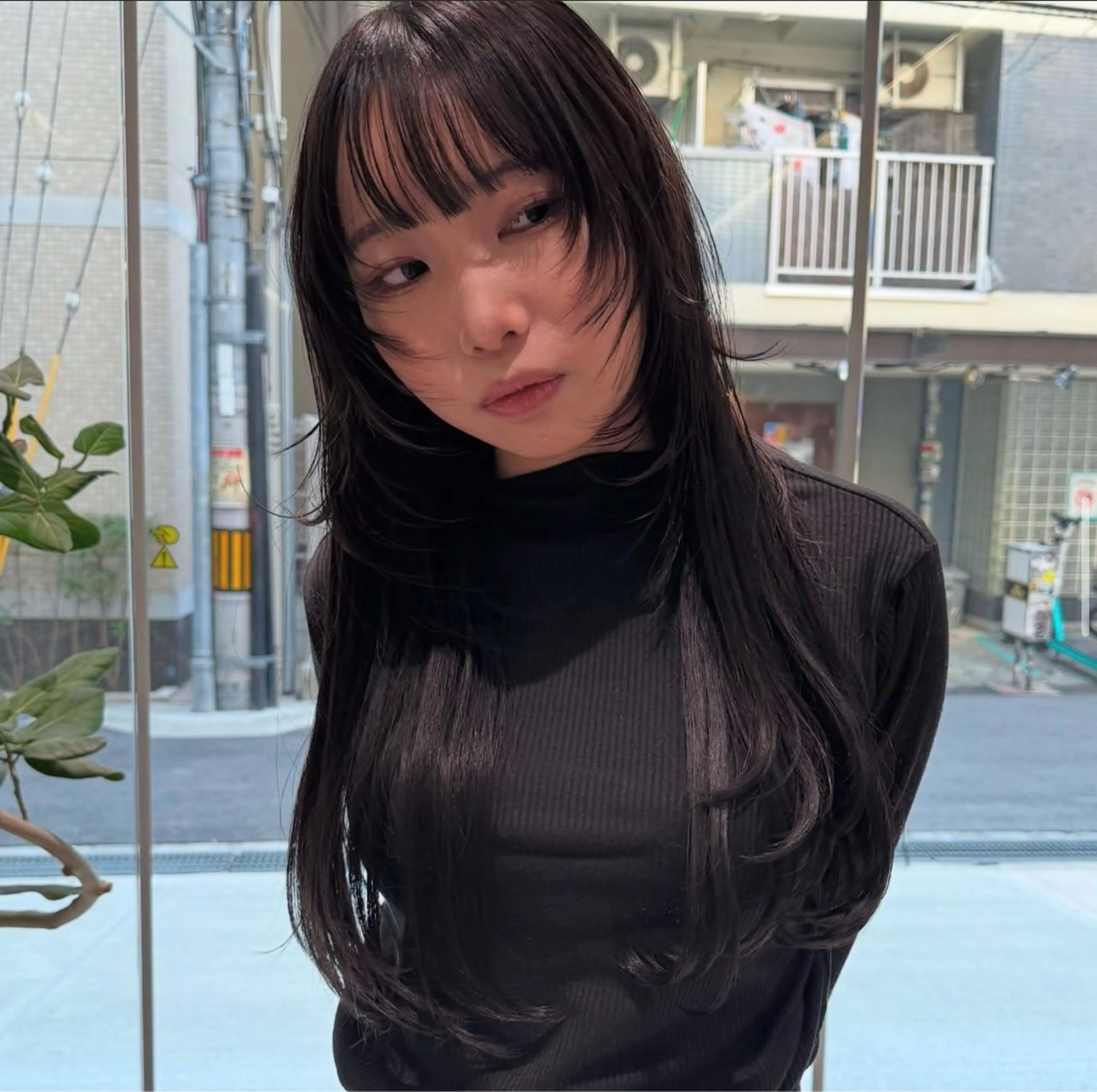 ロング カット ヘアカラー 神戸レイヤーカット 顔周り／骨格診断のヘアスタイル