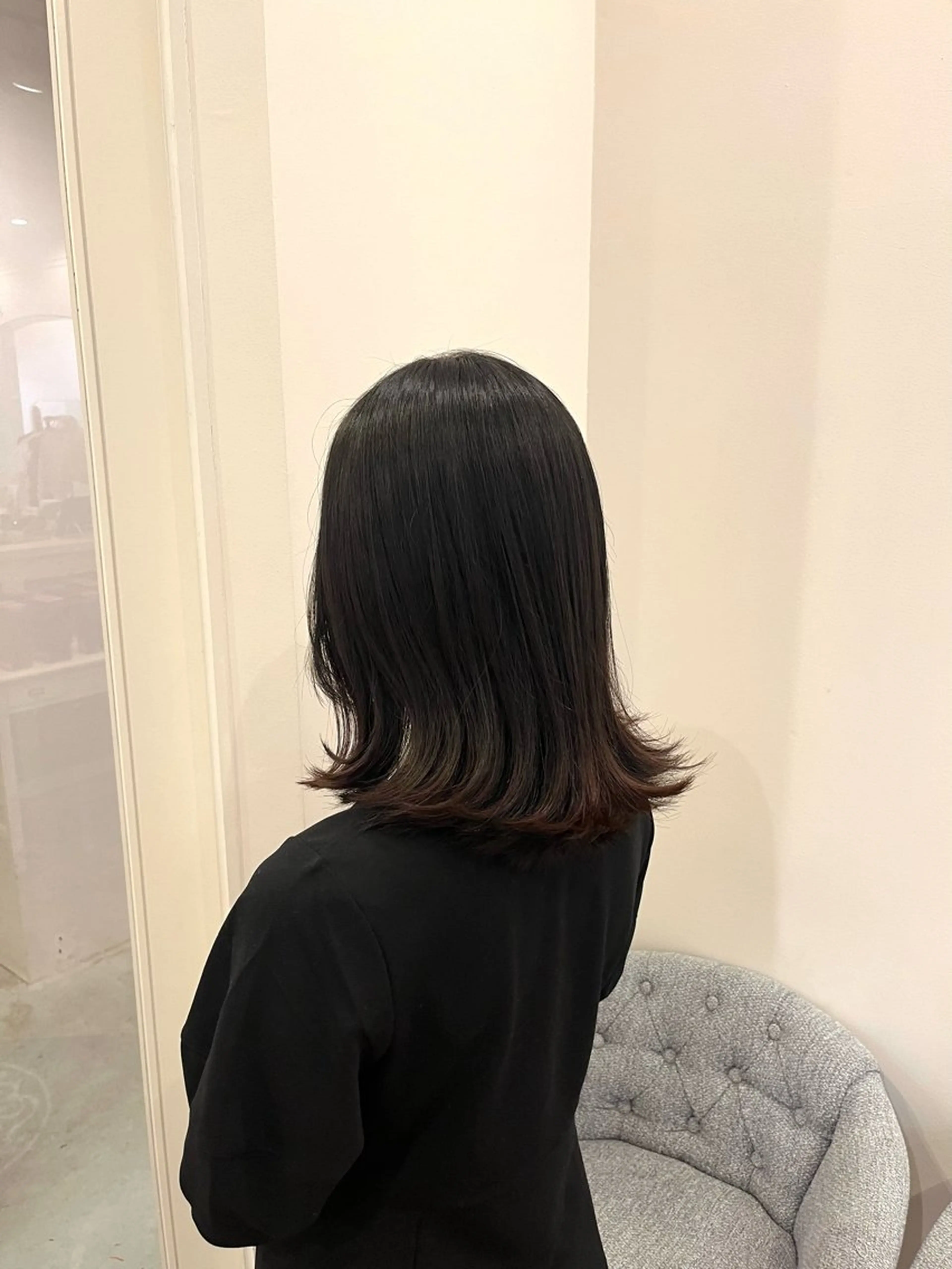 ミディアム LORAN 寺田のヘアスタイル