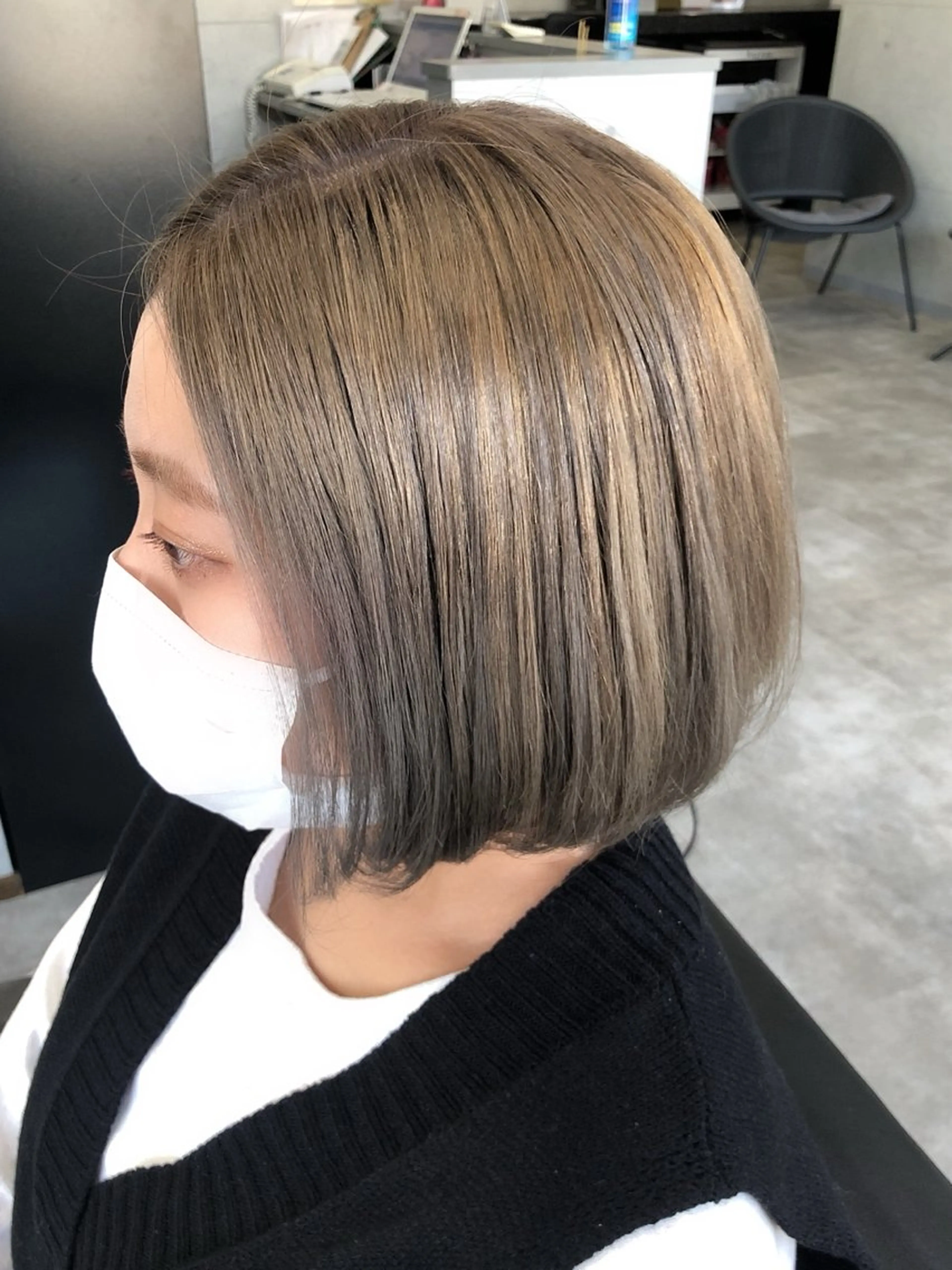 ミディアム ボブ くびれヘア くせ毛 髪質改善 切りっぱなしロブ カット ヘアカラー REVE美容室 REVEマツエクのヘアスタイル