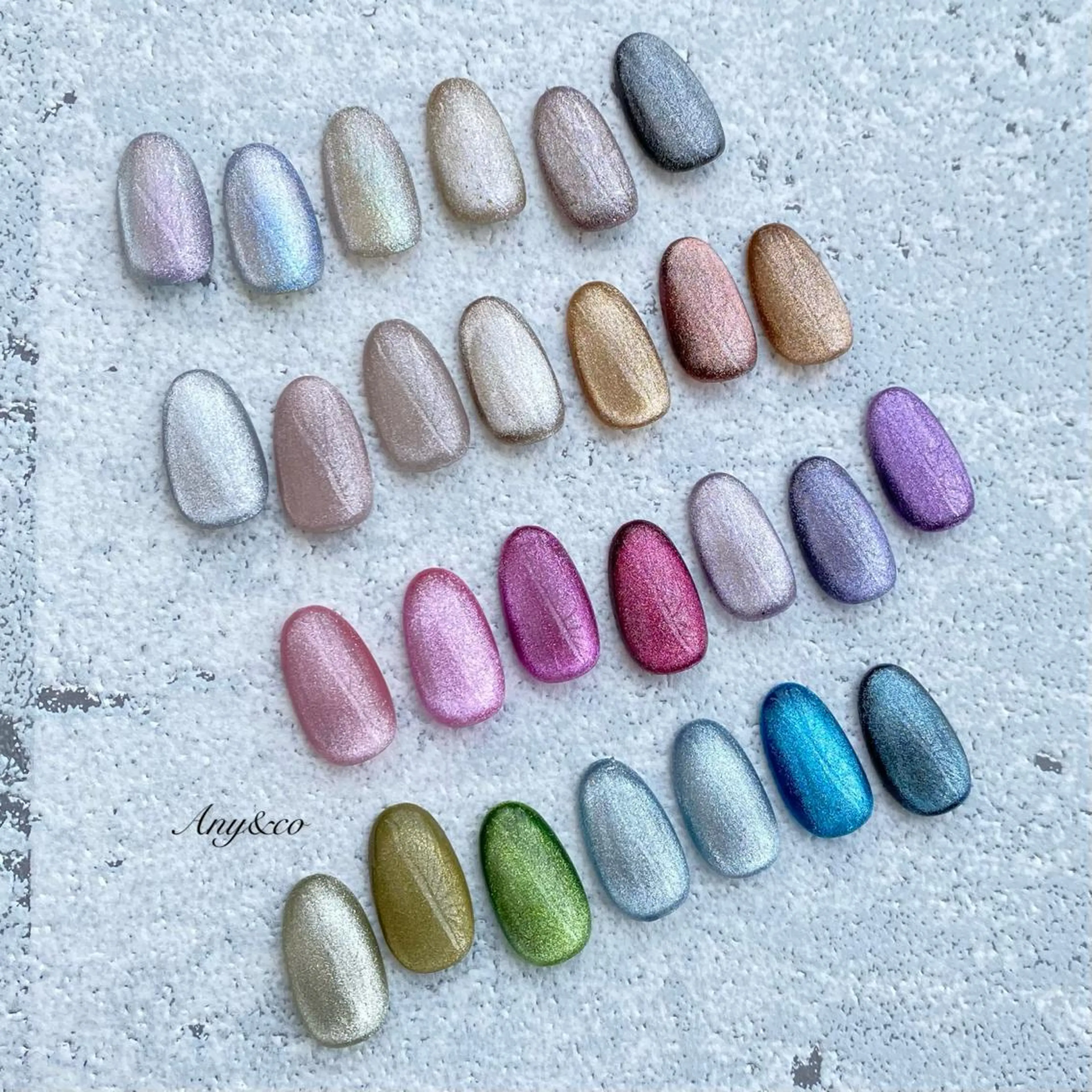 ネイル マグネットネイル ハンドネイル Any&co 【エニコ】のマツエク・マツパデザイン