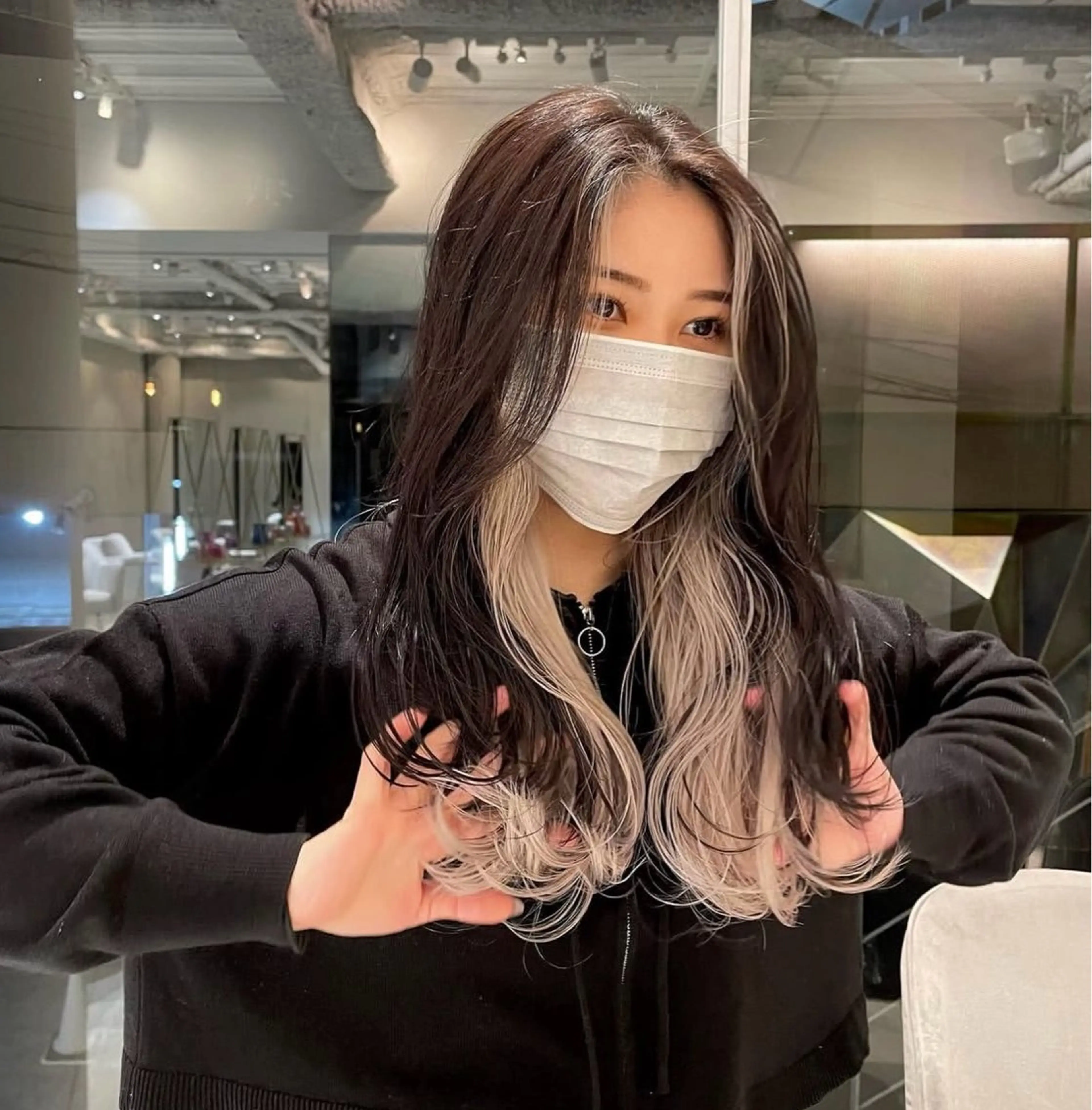 カラー ベージュカラー インナーカラー ホワイトベージュ 透明感カラー/パーマ オレンジmiyo⭐️のヘアスタイル