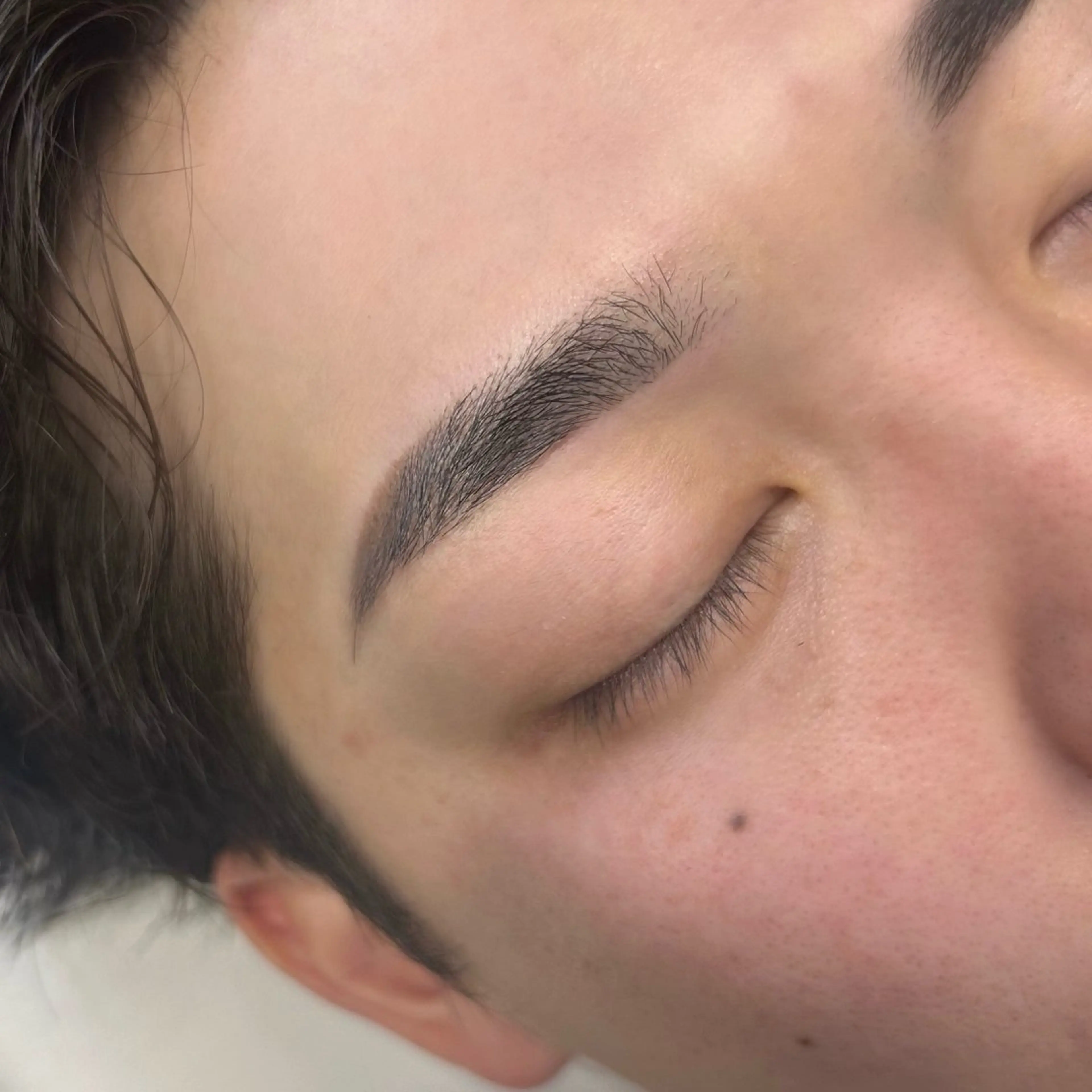 アイブロウ メンズアイブロウ shuka 🩶のマツエク・マツパデザイン