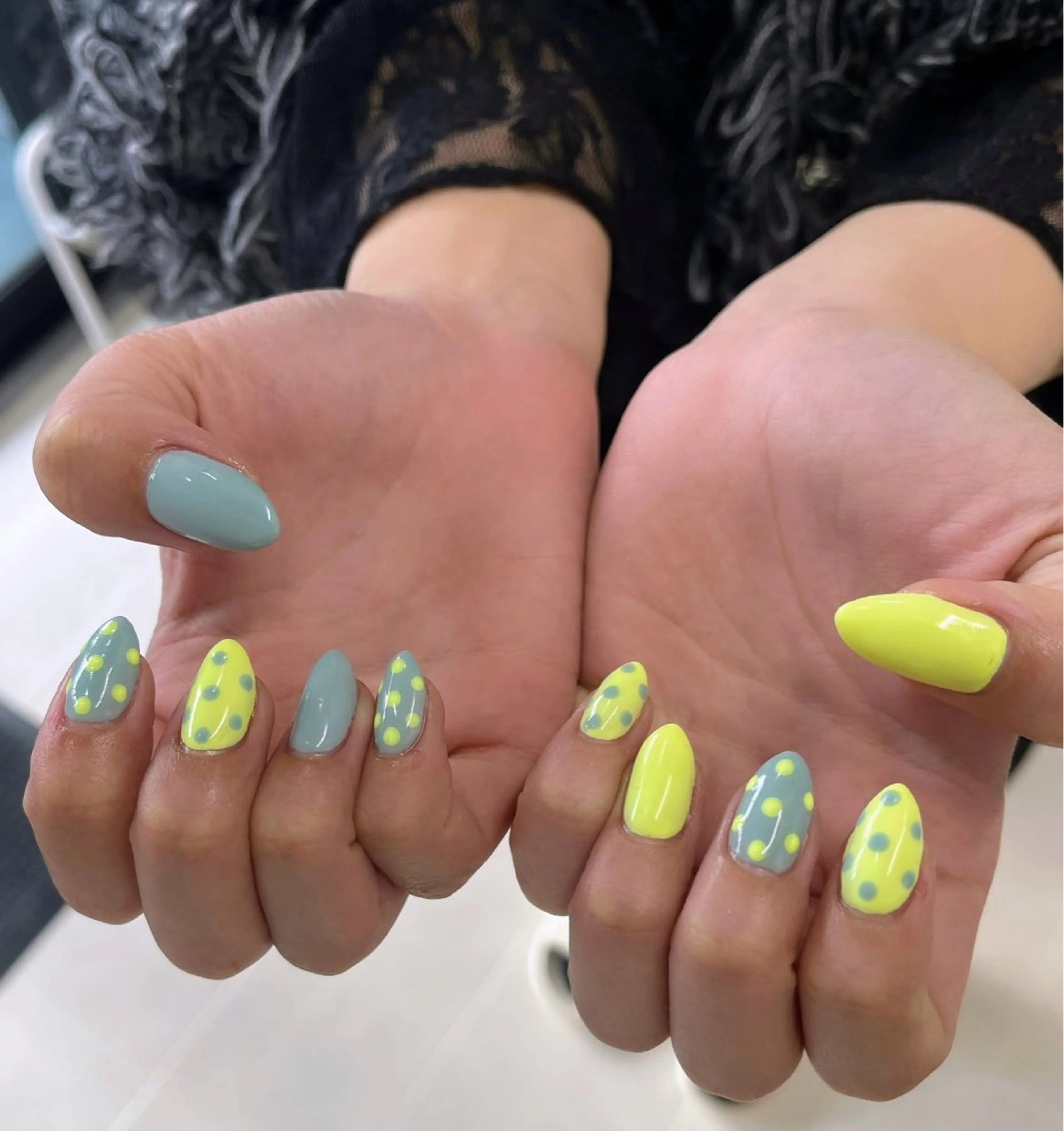 ネイル ドット ハンドネイル float. Miraiのネイルデザイン