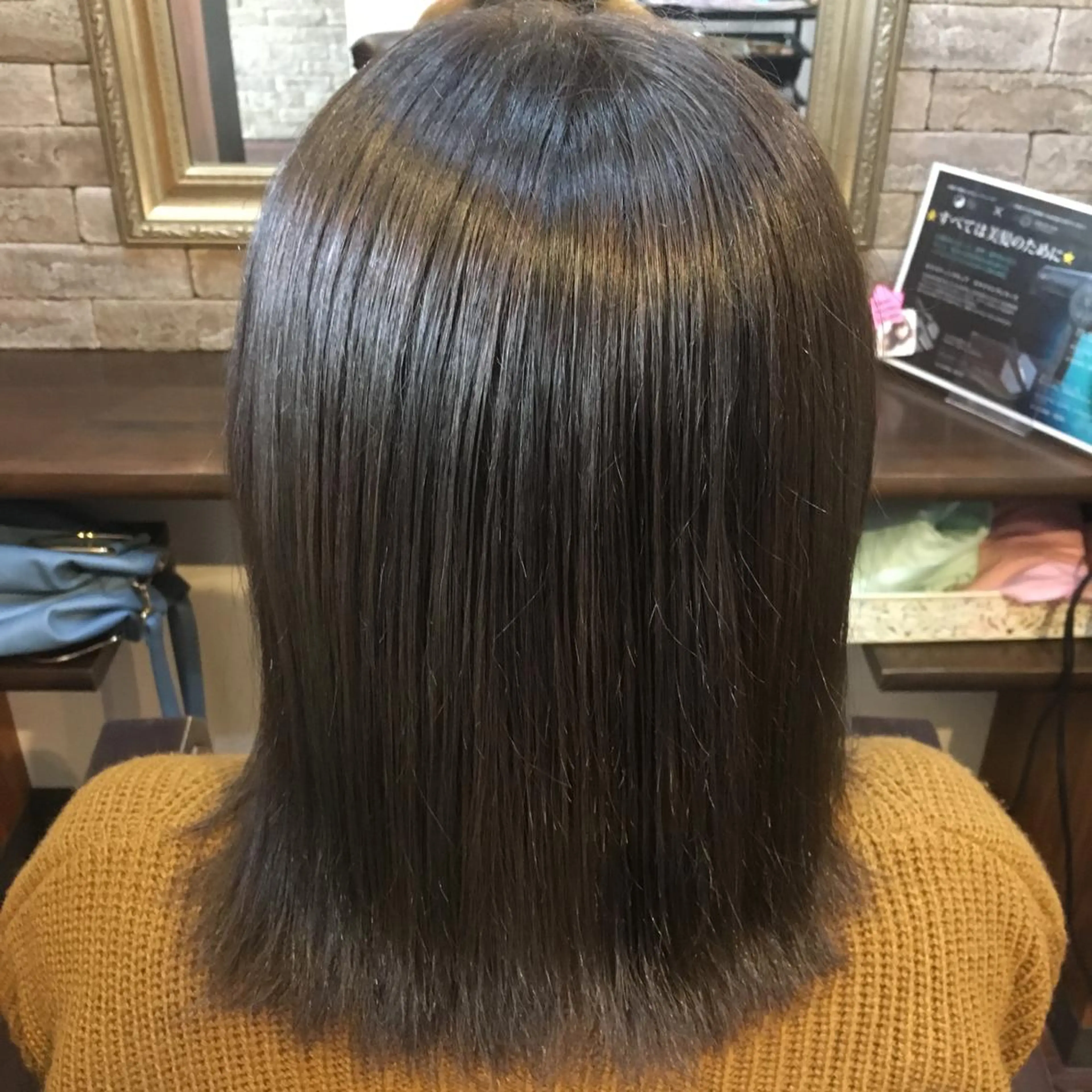 ミディアム HairDesign Azurのヘアスタイル