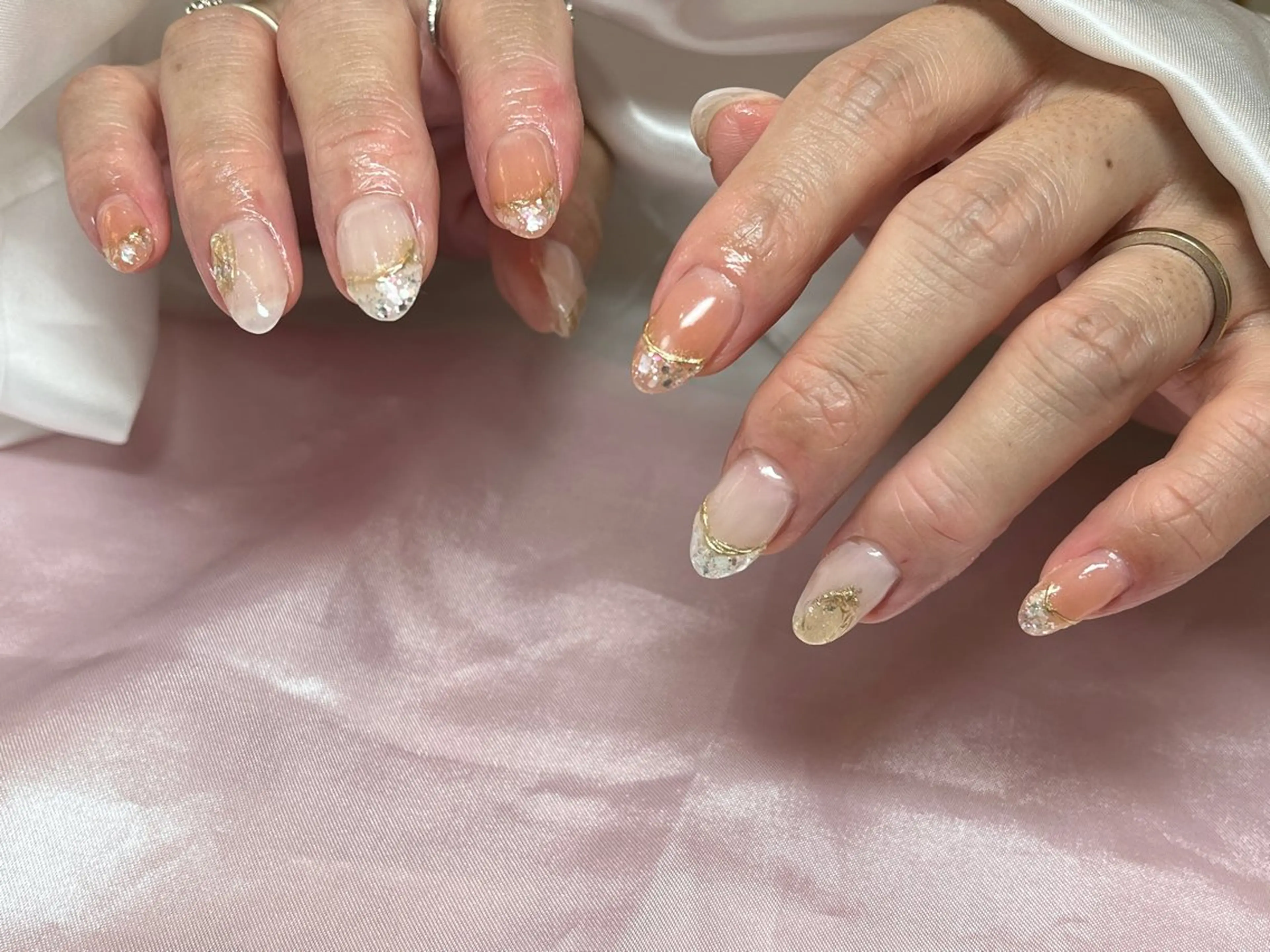 ネイル フレンチネイル ガラスフレンチ ハンドネイル SINCERELY シンシアリー🌈のネイルデザイン