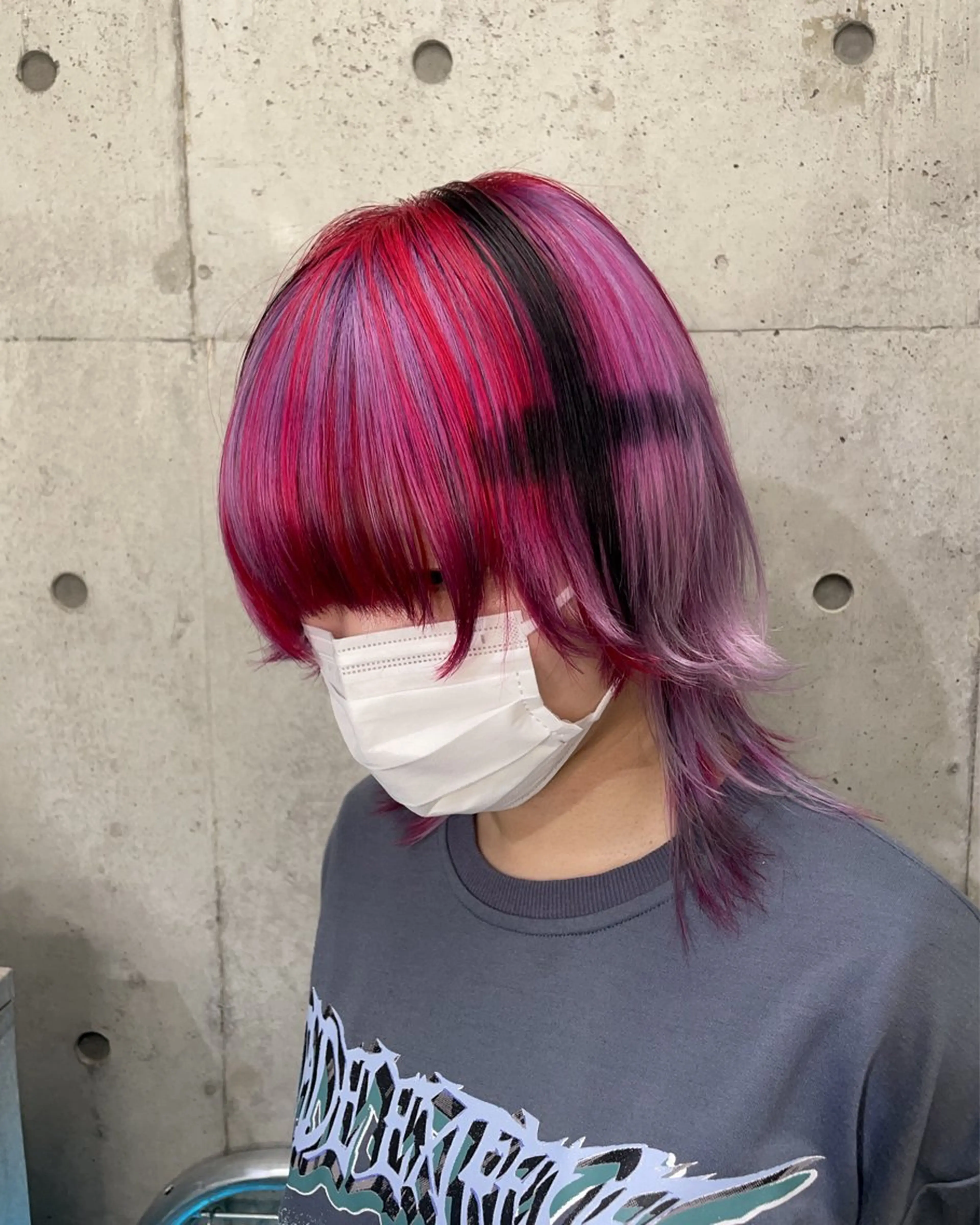 ミディアム カット ヘアカラー ハイトーン/ブリーチ /ウルフ⛓️MAKIのヘアスタイル