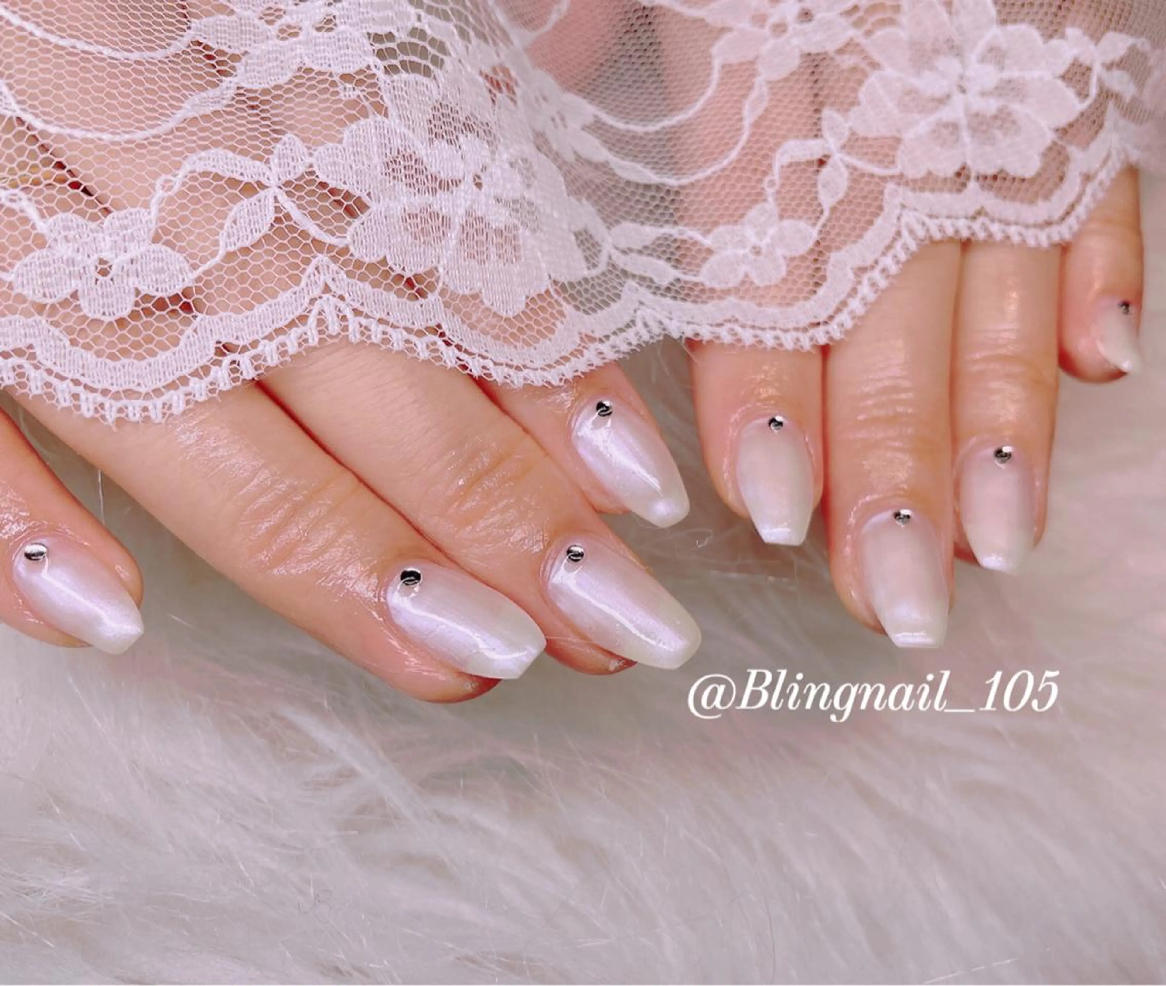 ネイル 23時まで❤︎韓国、 ワンホンネイルのネイルデザイン