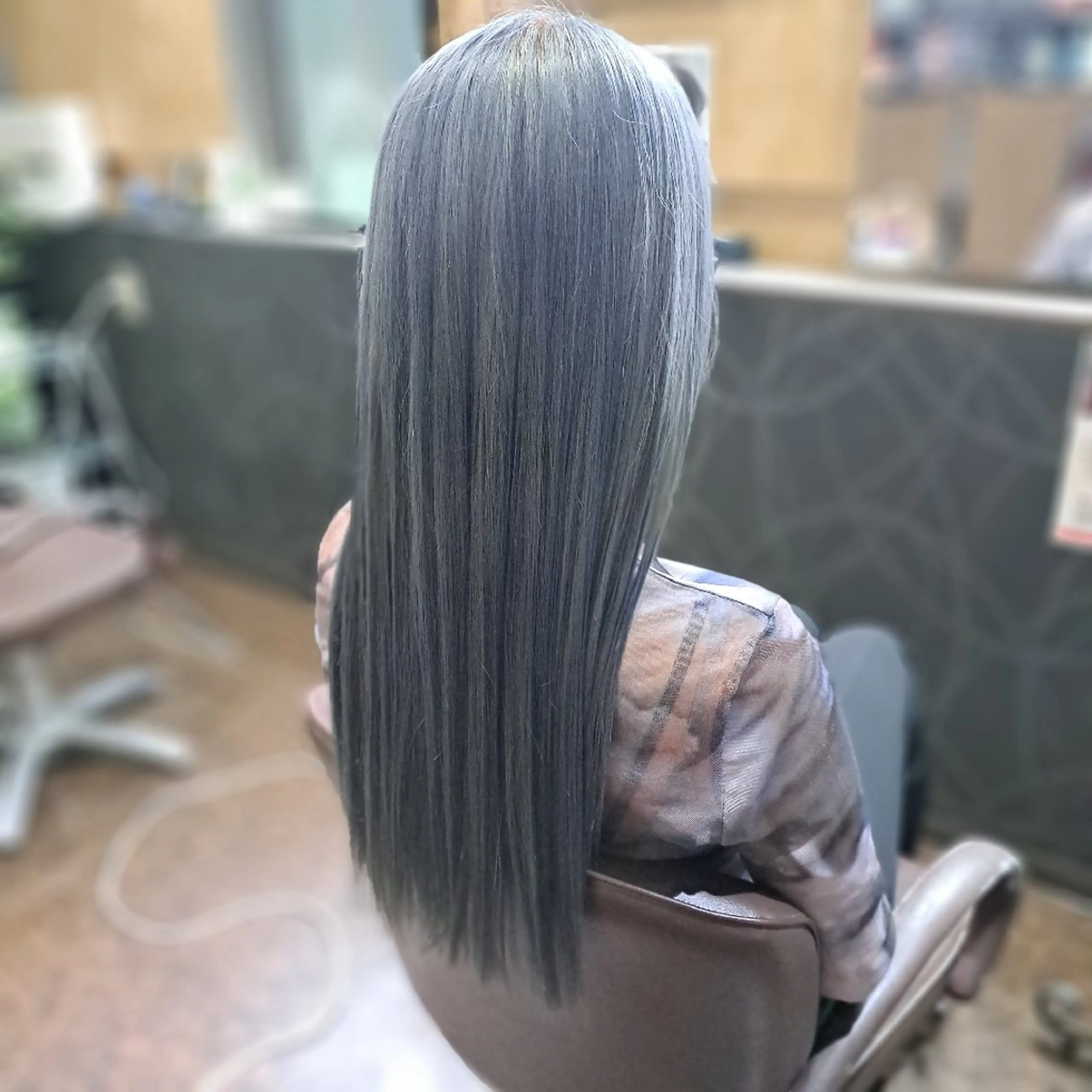 ロング カラー アッシュ ブルーカラー ブルーアッシュ 中村  美暁のヘアスタイル