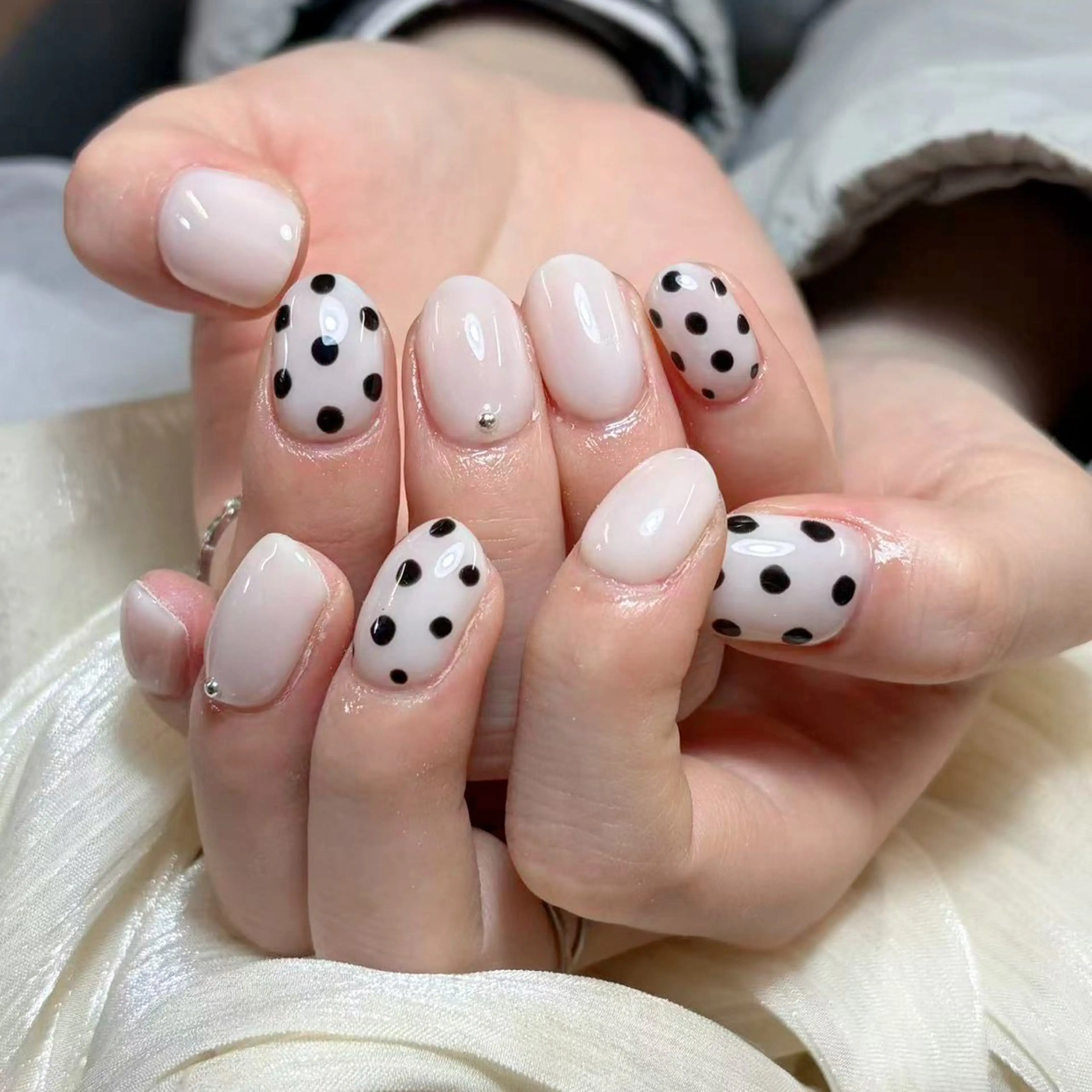 ネイル ハンドネイル 🧸yuki🍯 パラジェル取扱店🐝のネイルデザイン