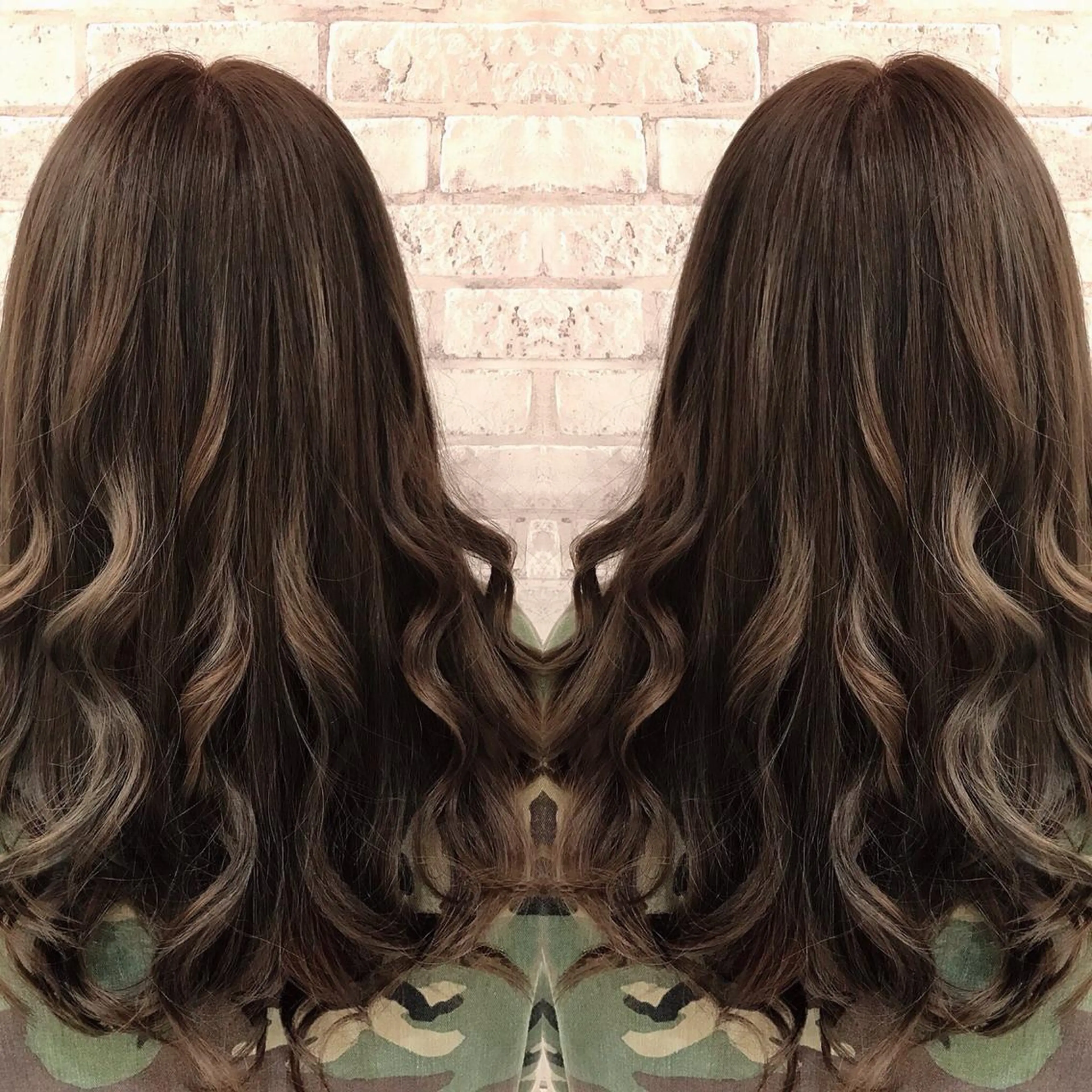 ロング カラー EARTH 越谷店のヘアスタイル