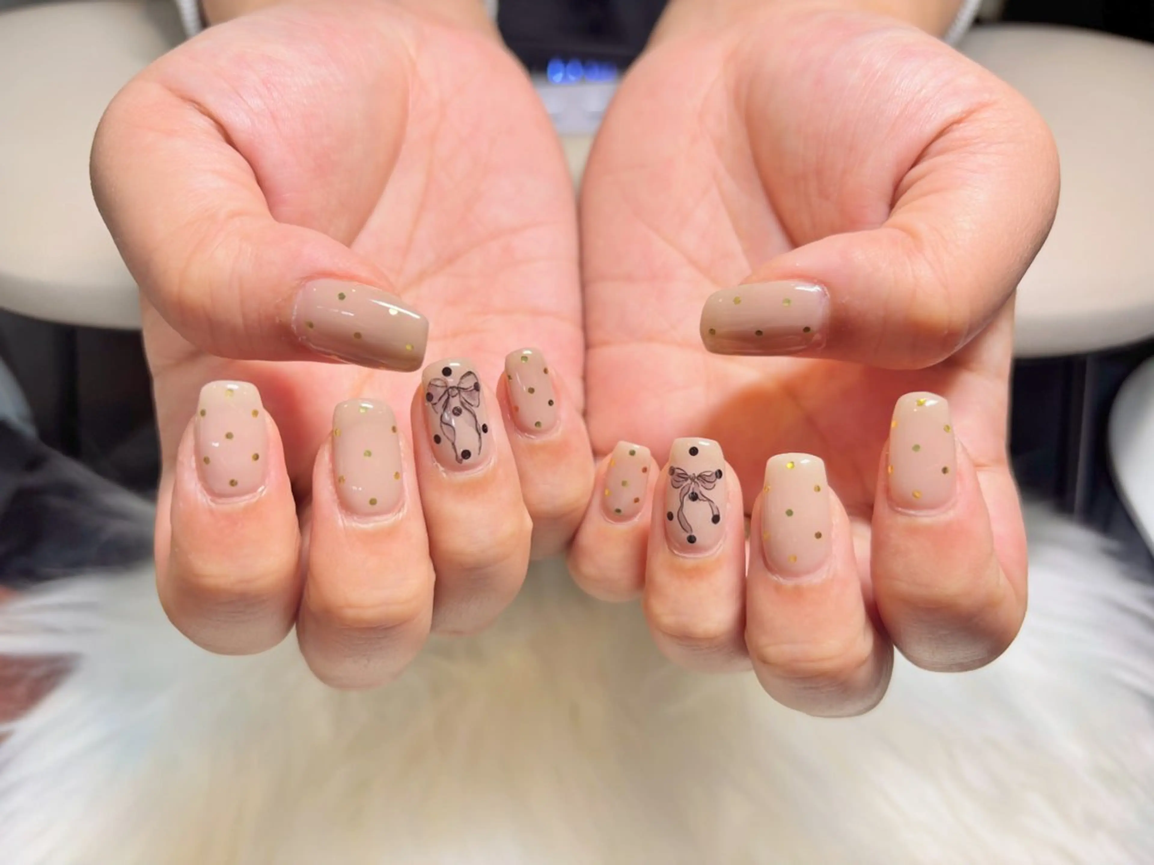 ネイル ドット シンプルネイル Sakura Hのネイルデザイン