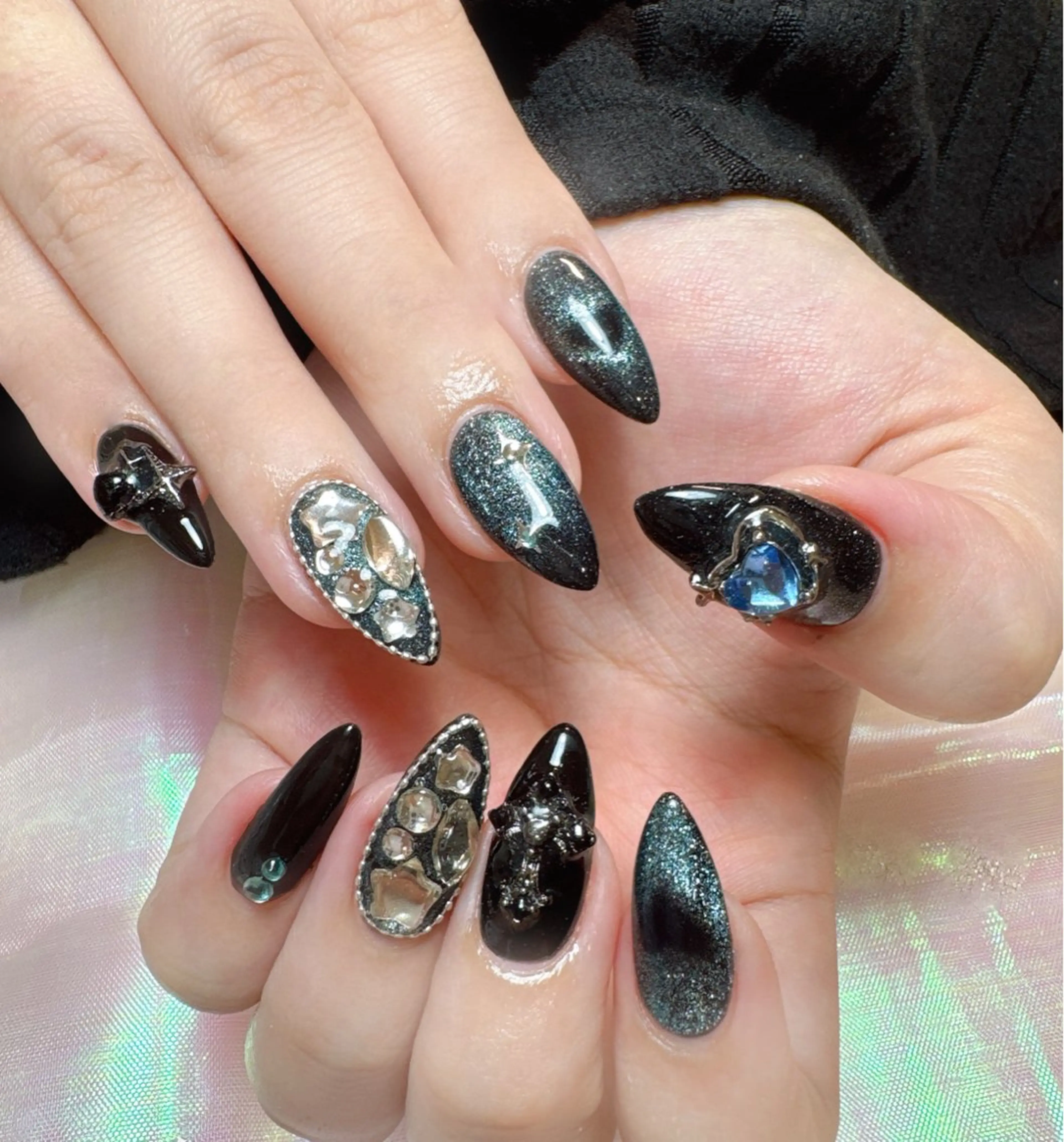 ネイル アートネイル マグネットネイル ワンカラーネイル Miu nailのネイルデザイン