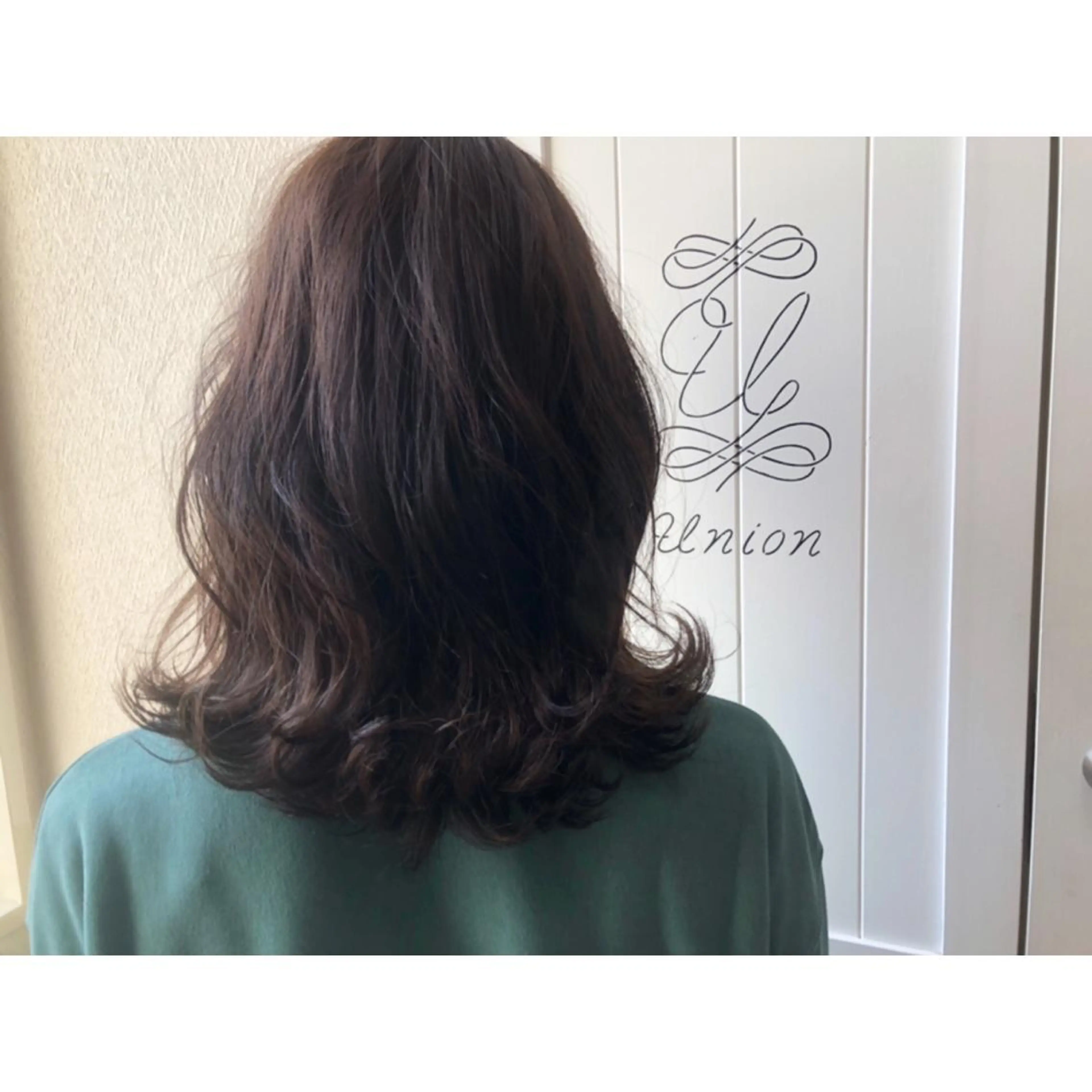 セミロング カラー アッシュ ベージュカラー 透明感カラー 外国人風カラー 江上拓郎/ショート /酸性ストレートのヘアスタイル