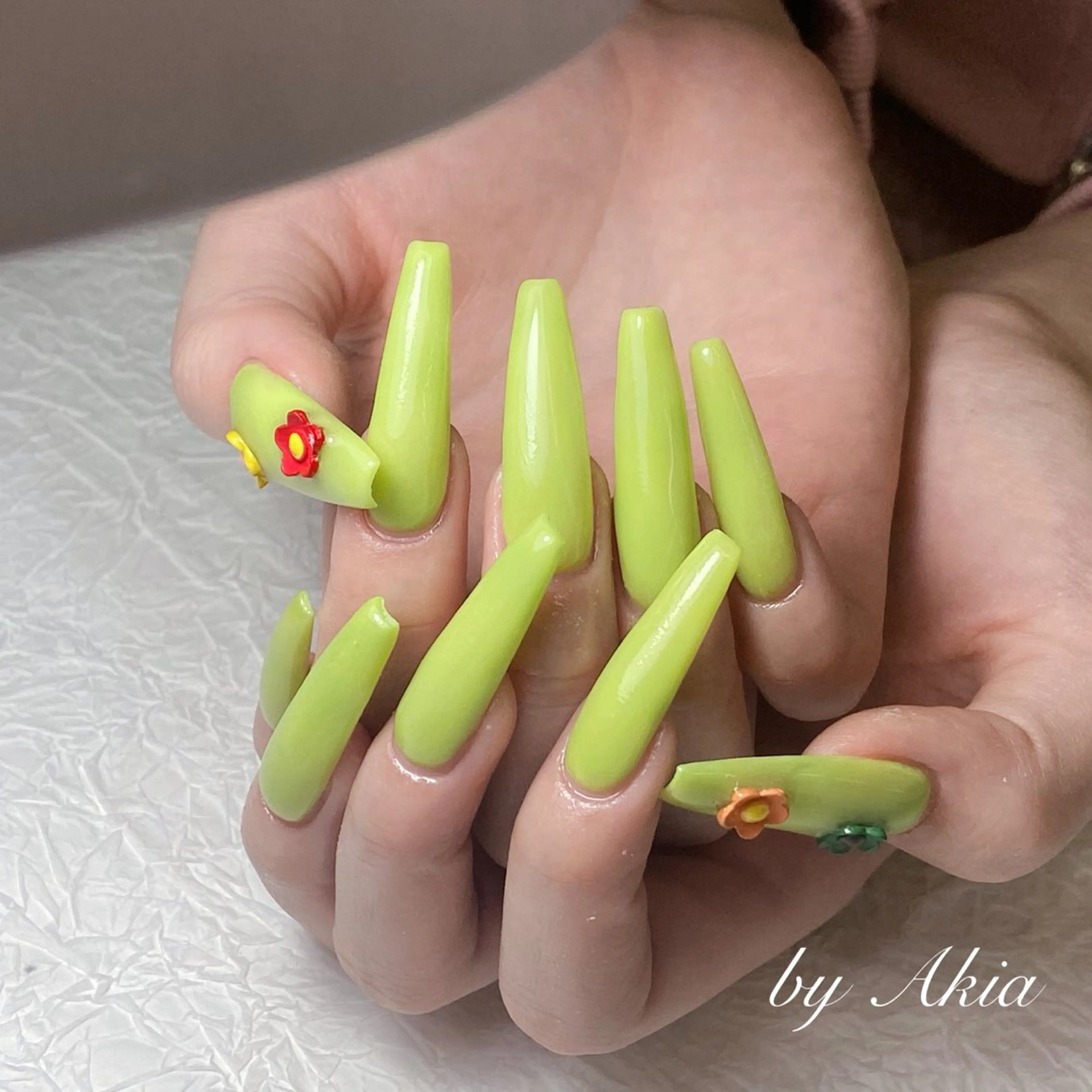 ネイル ハンドネイル 閨匠ビューティサロン 新橋店のネイルデザイン