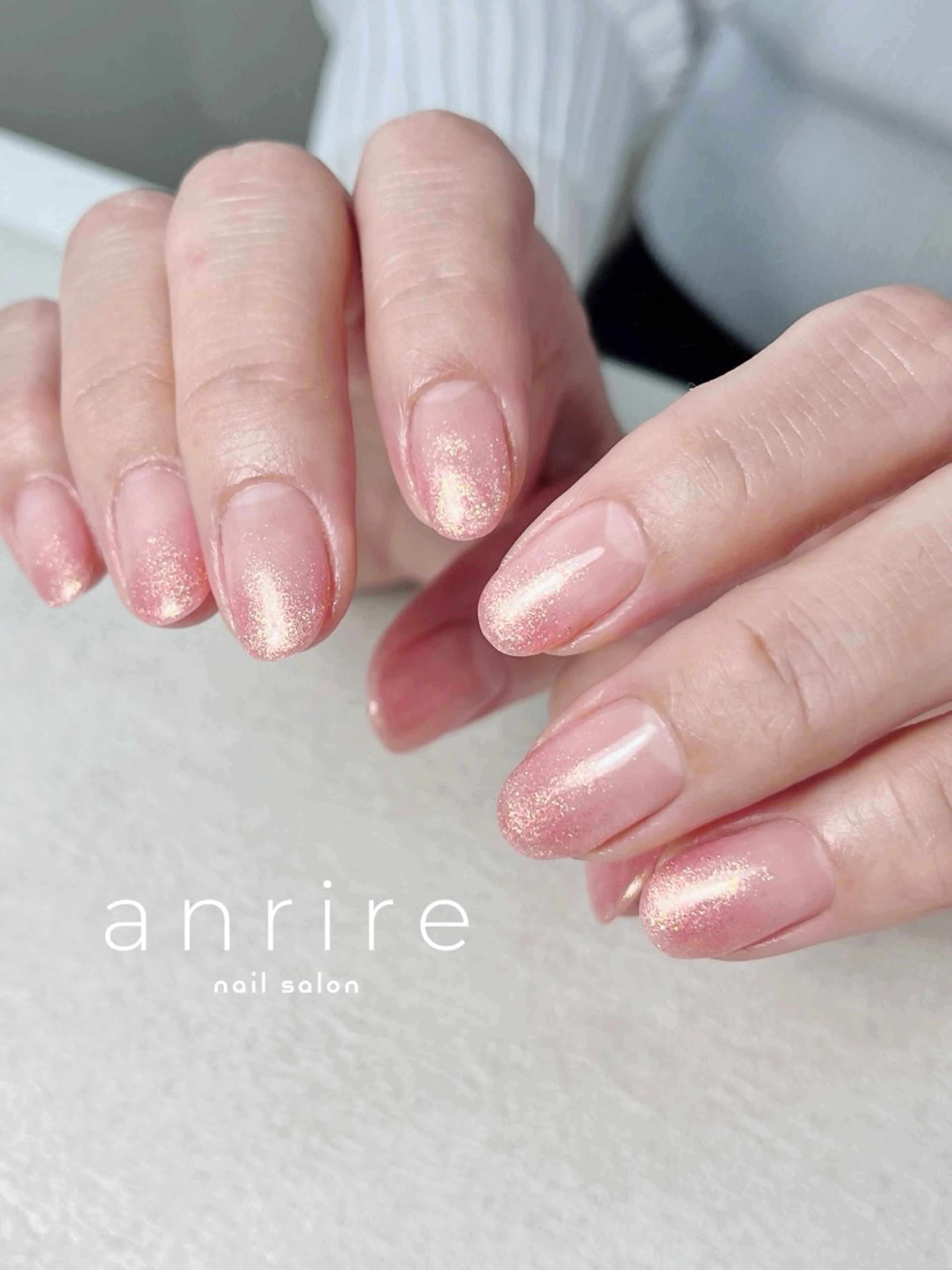 ネイル ジェルネイル グラデーション ラメ(グリッター) ラメグラデーション パラジェル ハンドネイル nailsalon anrireのネイルデザイン