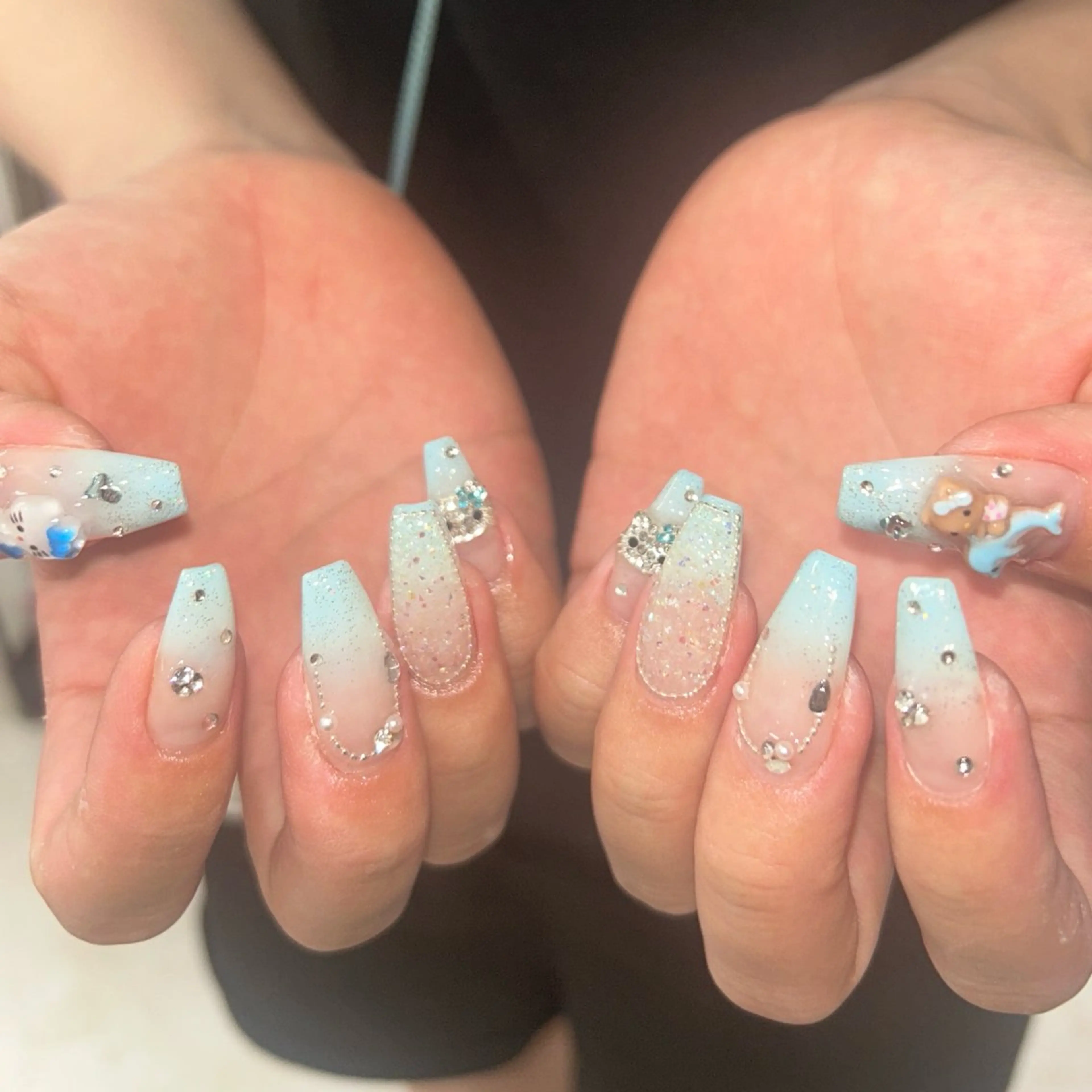 ネイル MODA MANAMIᵕ̈のネイルデザイン