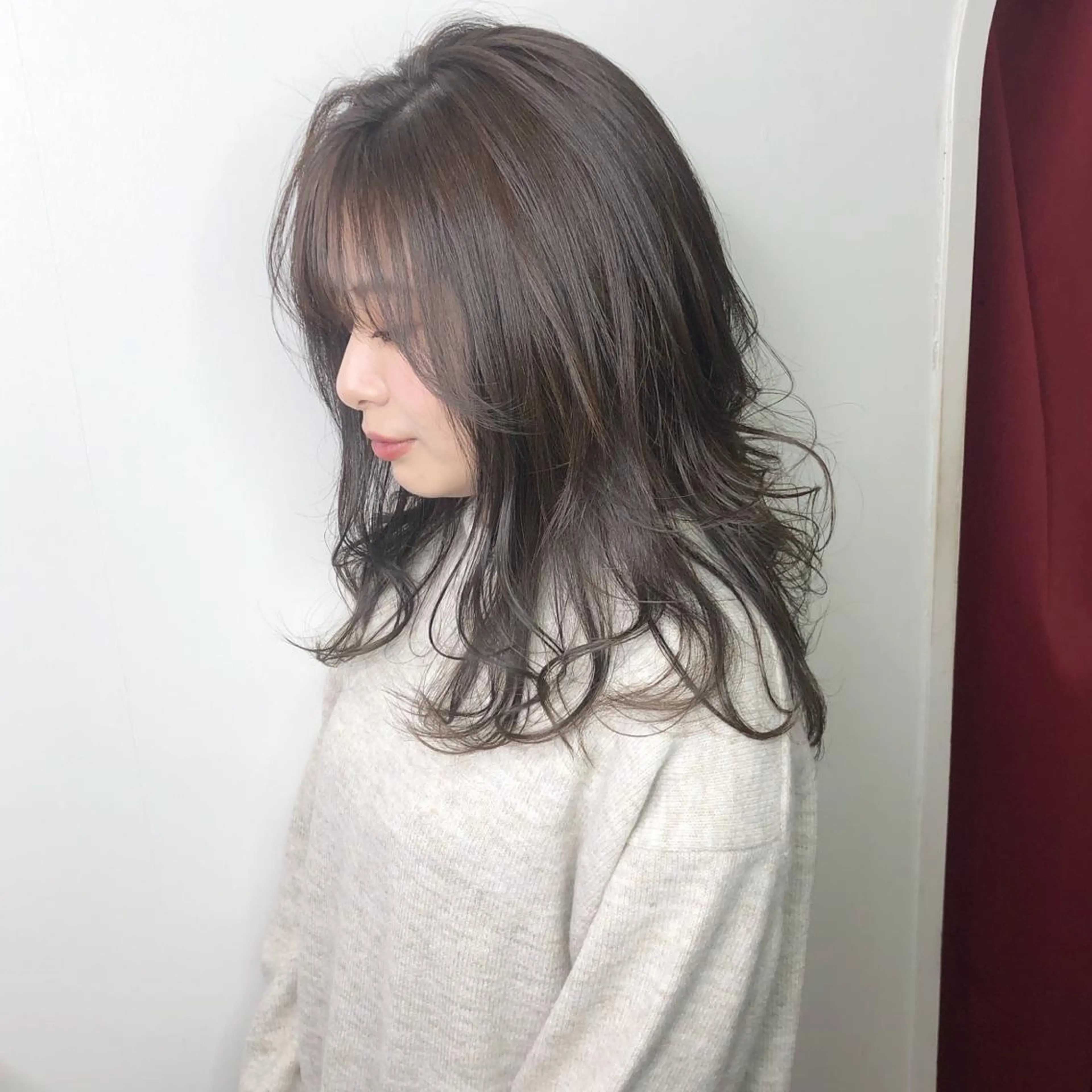 セミロング ヘアカラー トリートメント ＨＩ ROのヘアスタイル
