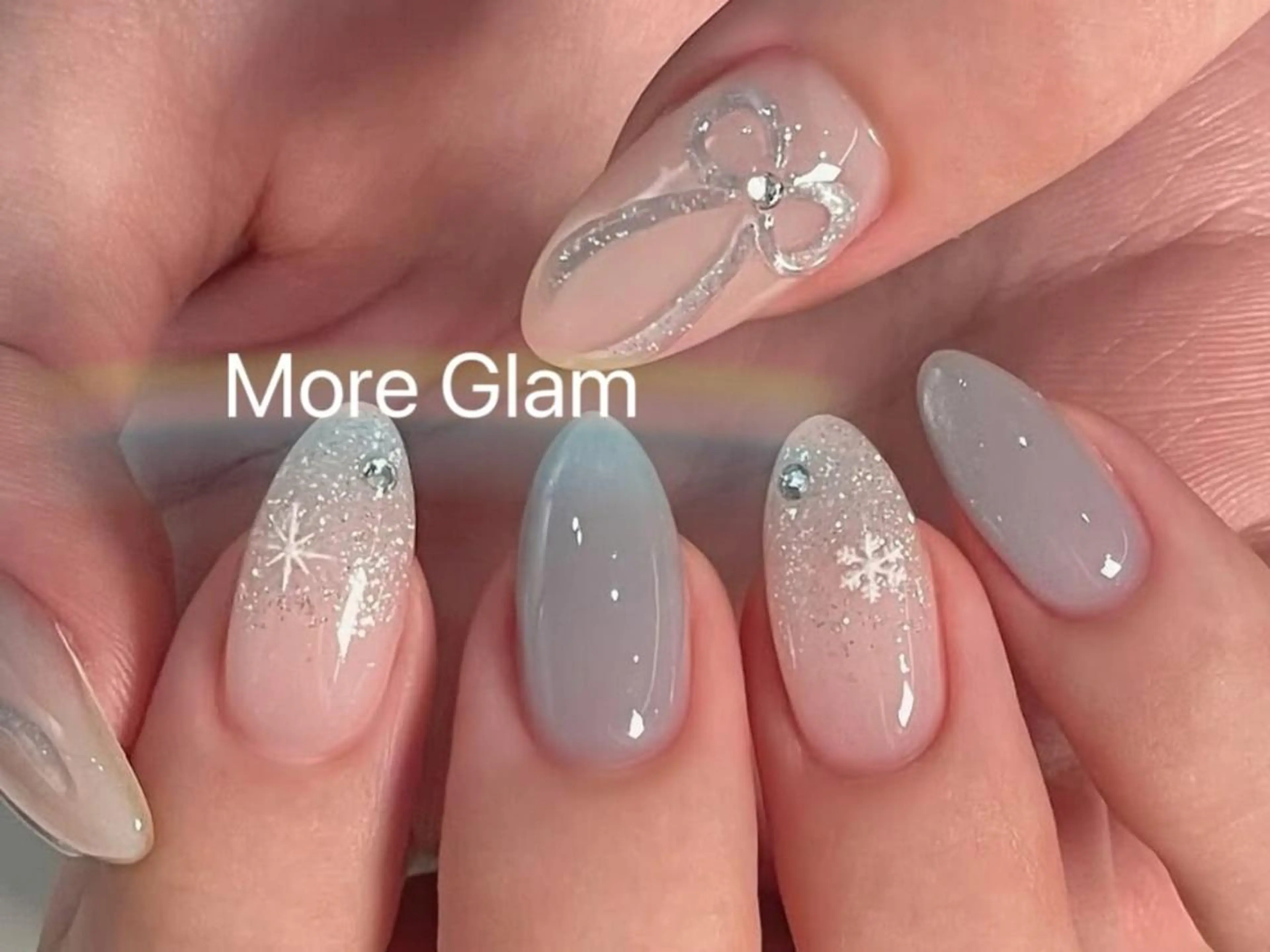 ネイル 長さ出し フットネイル フレンチネイル ジェルネイル ガラスフレンチ MoreGlam ネイルのネイルデザイン