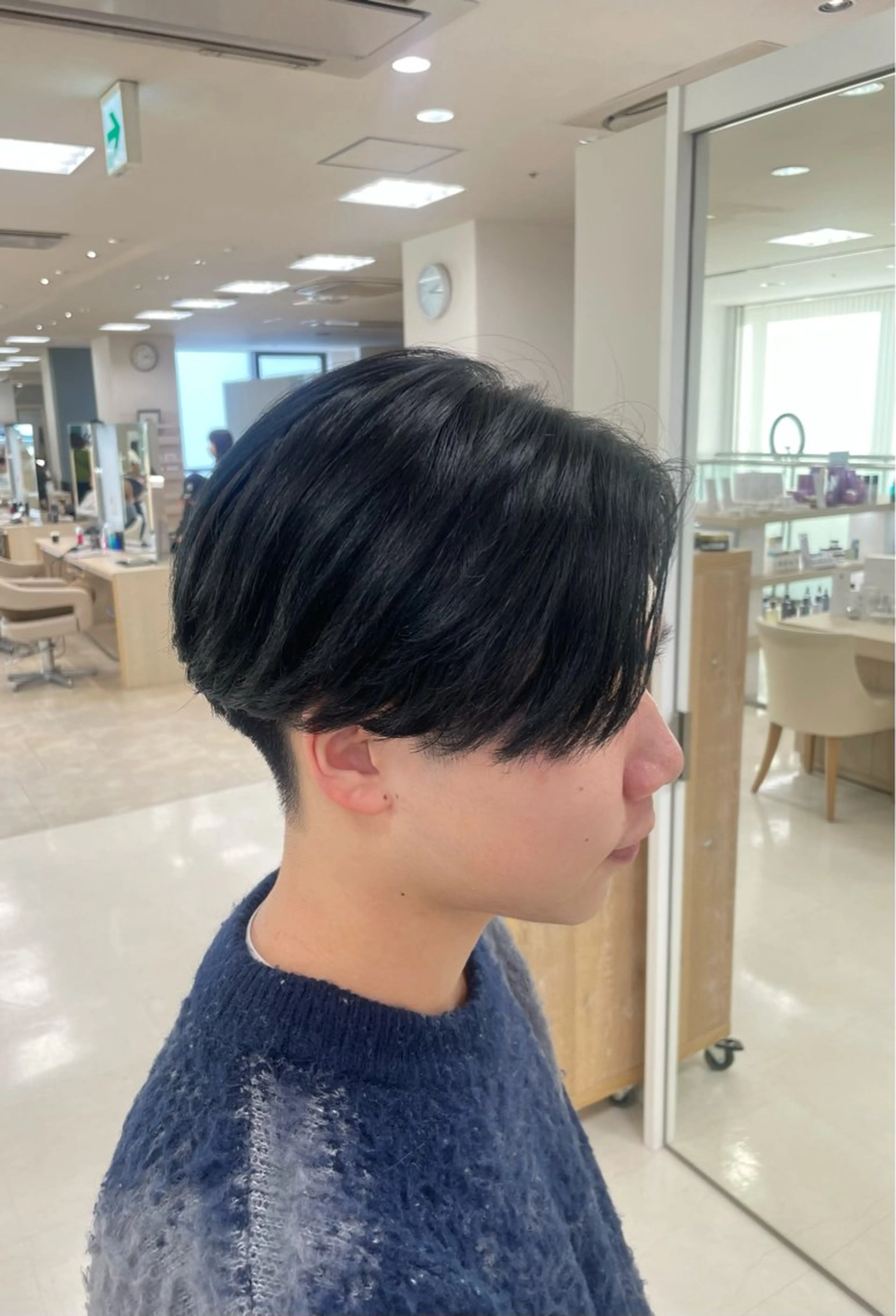 メンズ シャドウパーマ／骨格 矯正カット　トモキのヘアスタイル