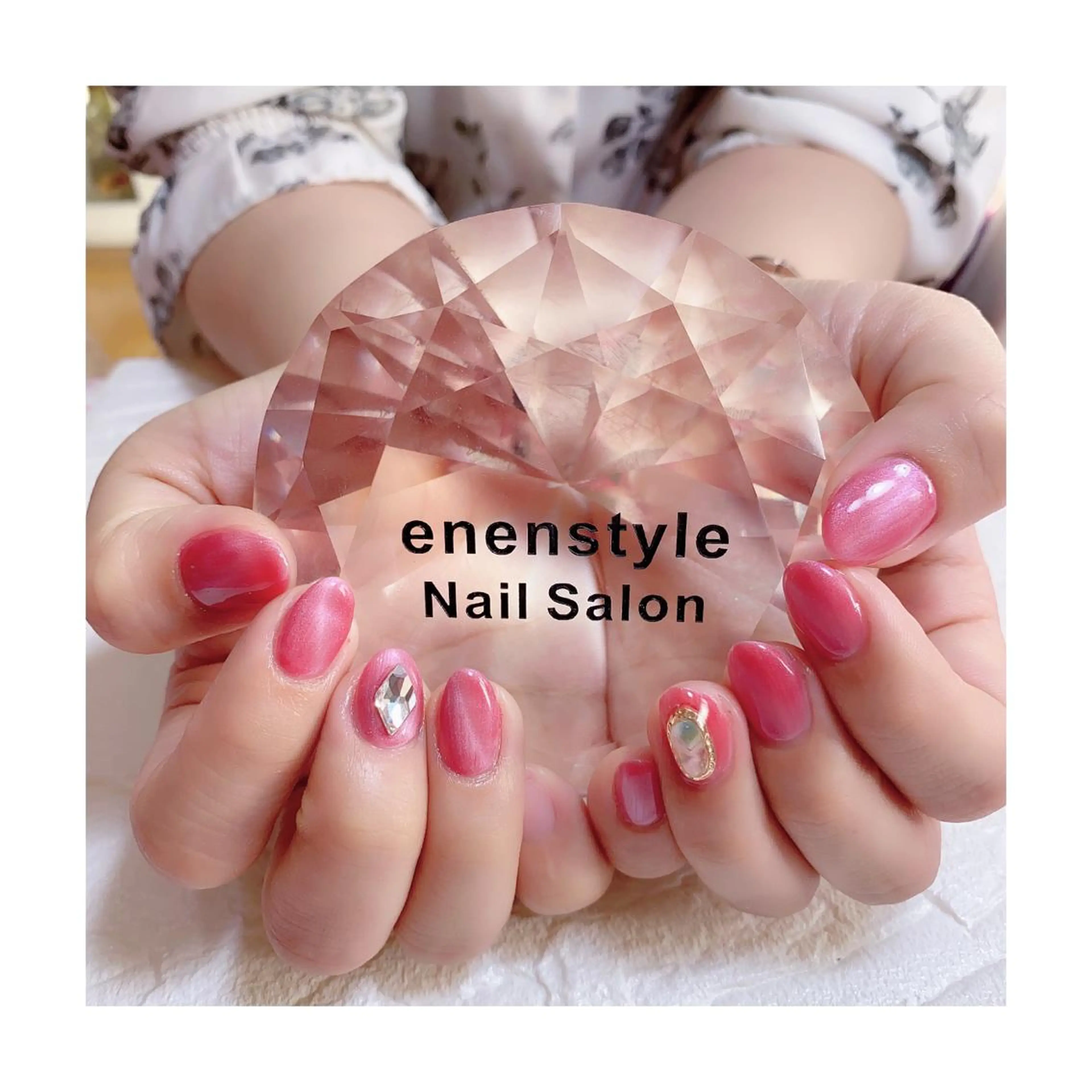 ショート ネイル ジェルネイル ニュアンスネイル オフィスネイル ワンカラーネイル パラジェル ハンドネイル 👑enen style👑のネイルデザイン