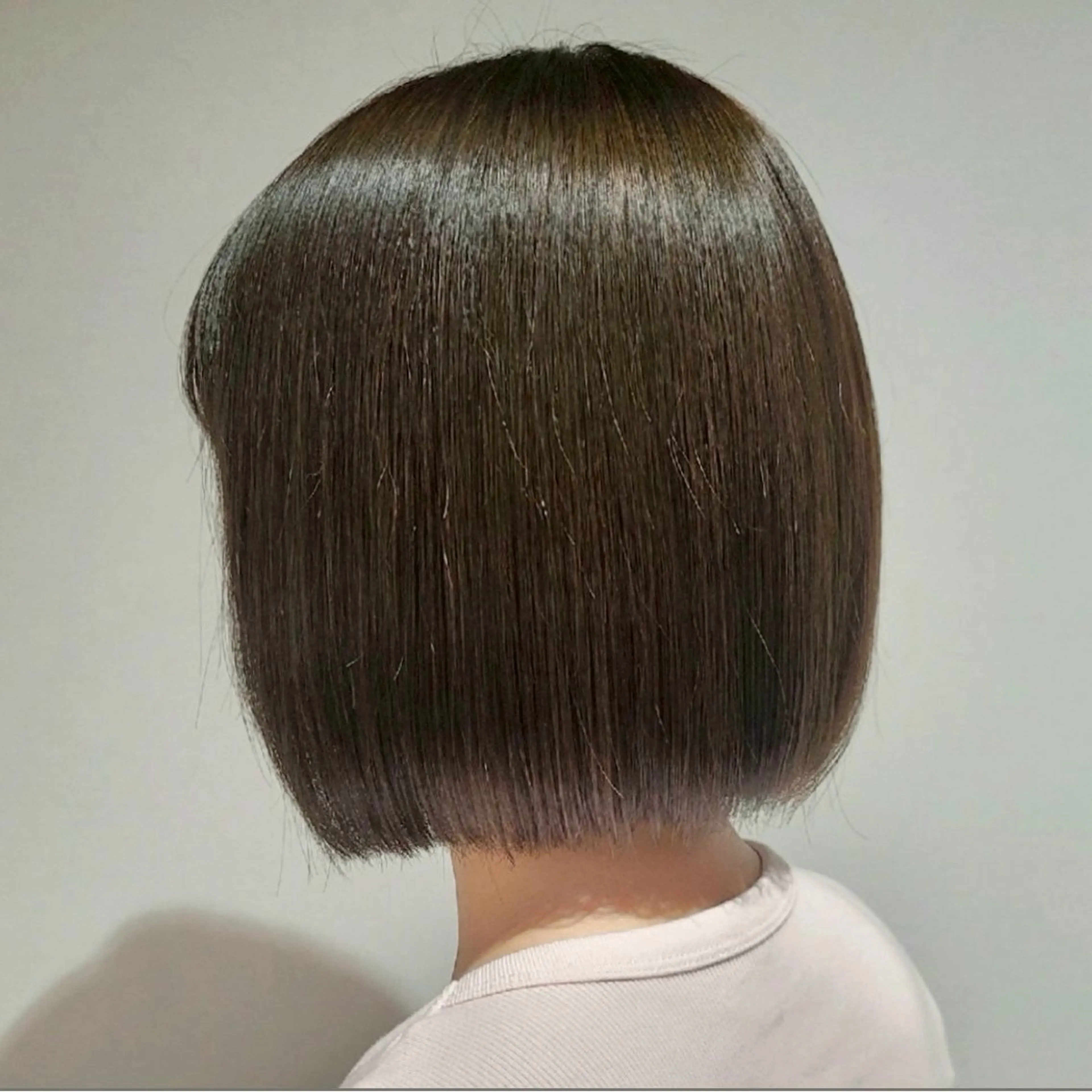 ショート カラー 本村 しょうたのヘアスタイル