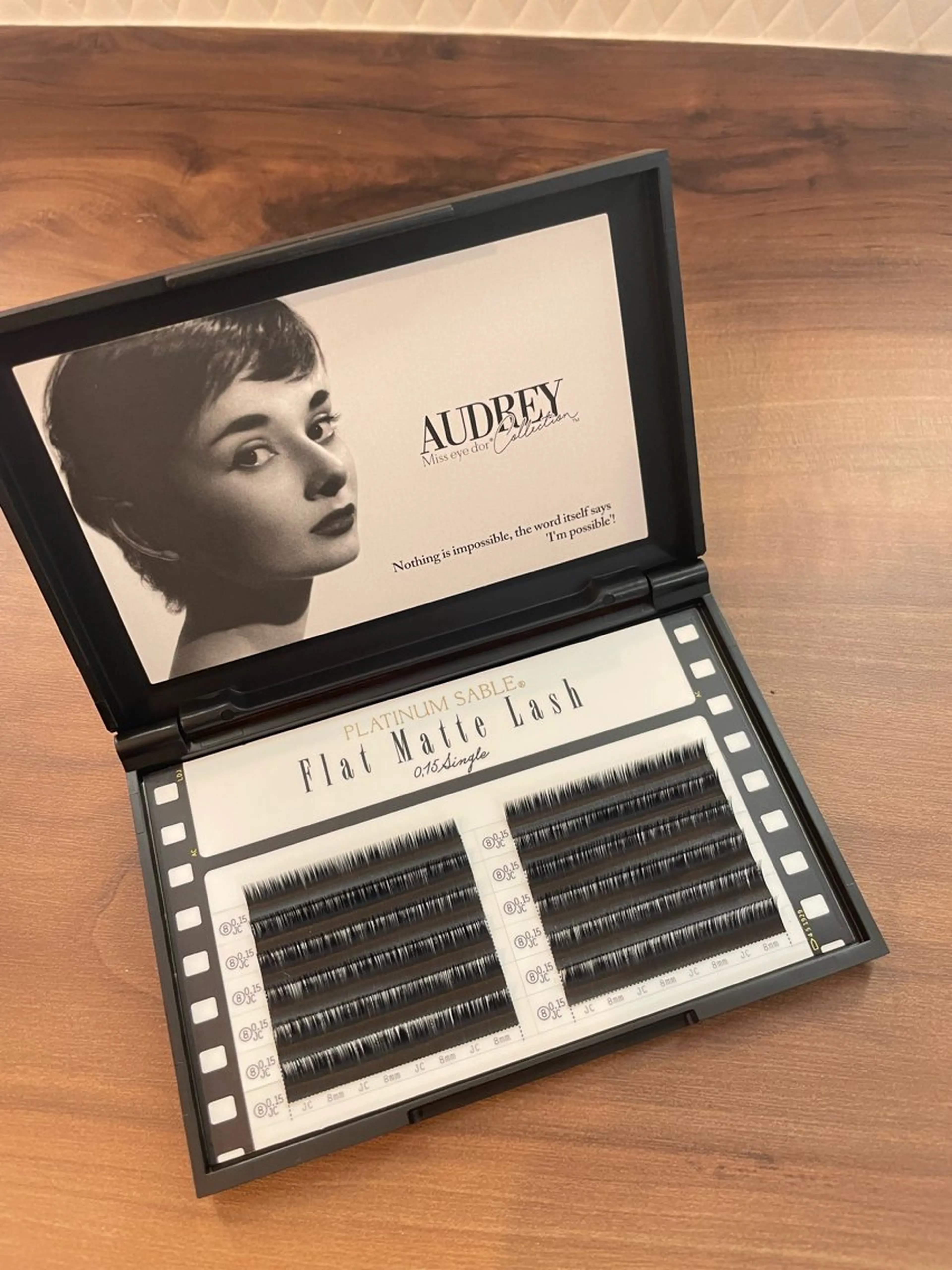 マツエク・マツパ フラットラッシュ yamaoka Naturalのマツエク・マツパデザイン