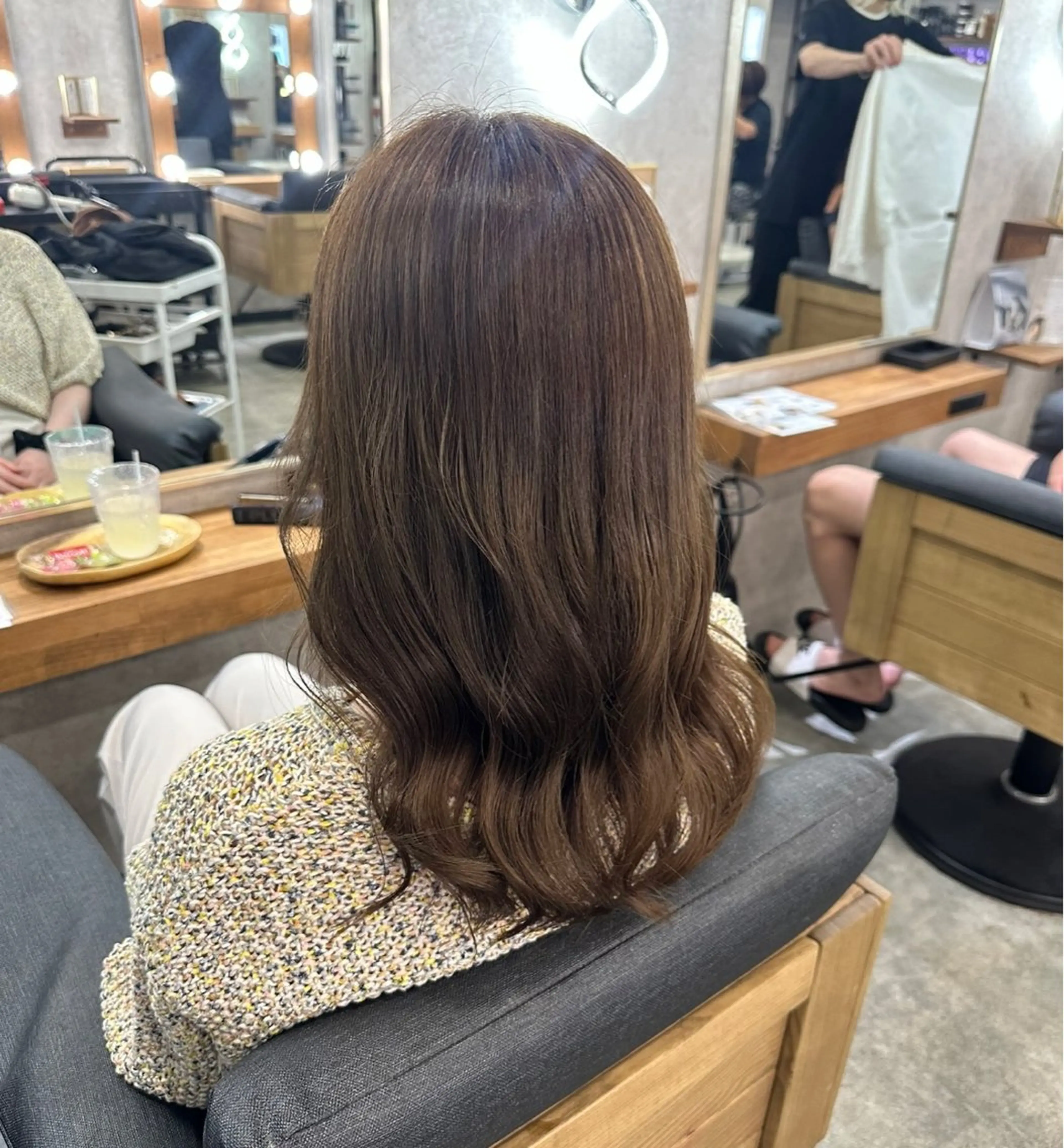 ミディアム MOURI CHISATOのヘアスタイル