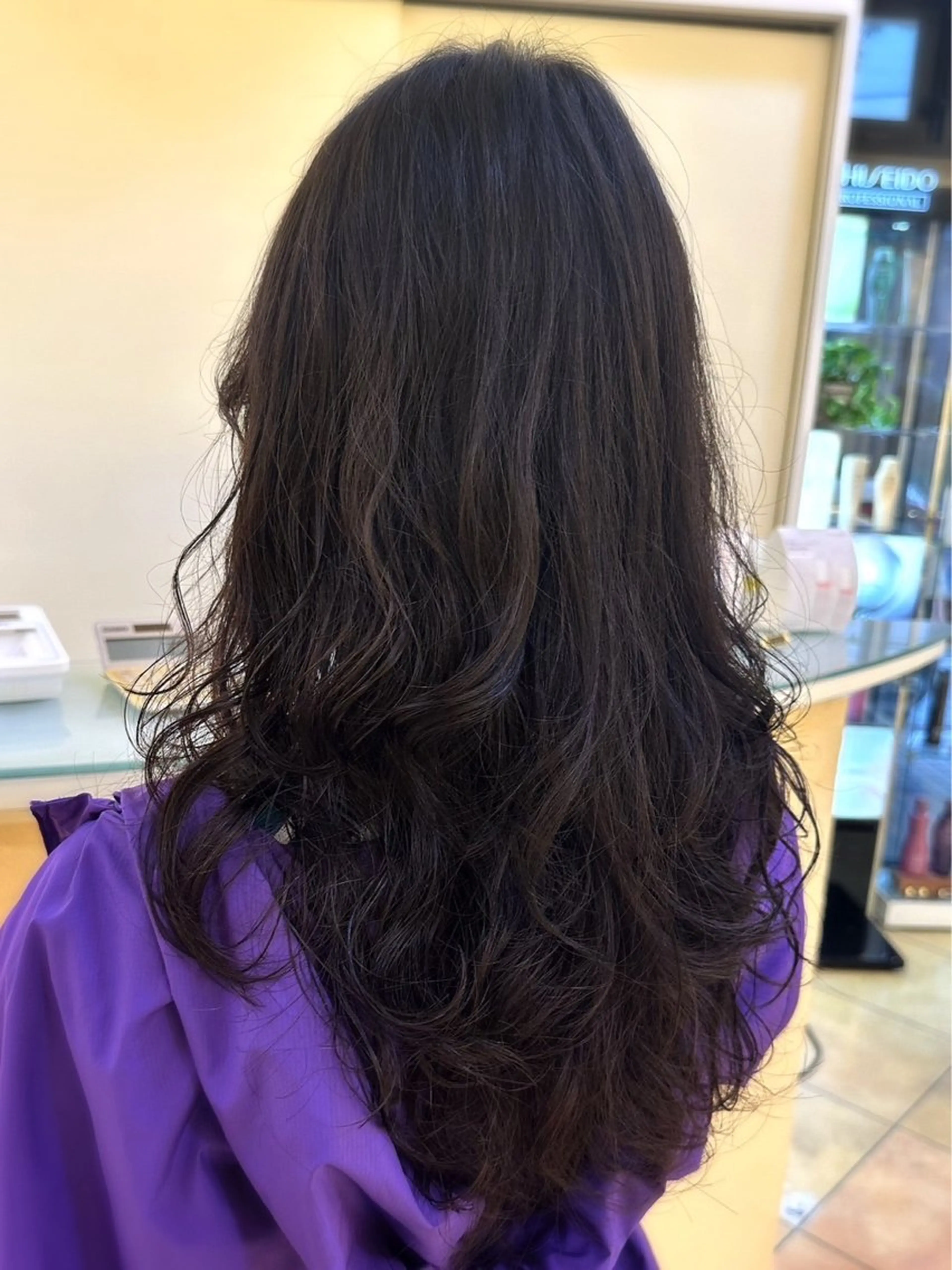 セミロング パーマ セミロングパーマ デジタルパーマ カット パーマ 吉澤 杏美のヘアスタイル