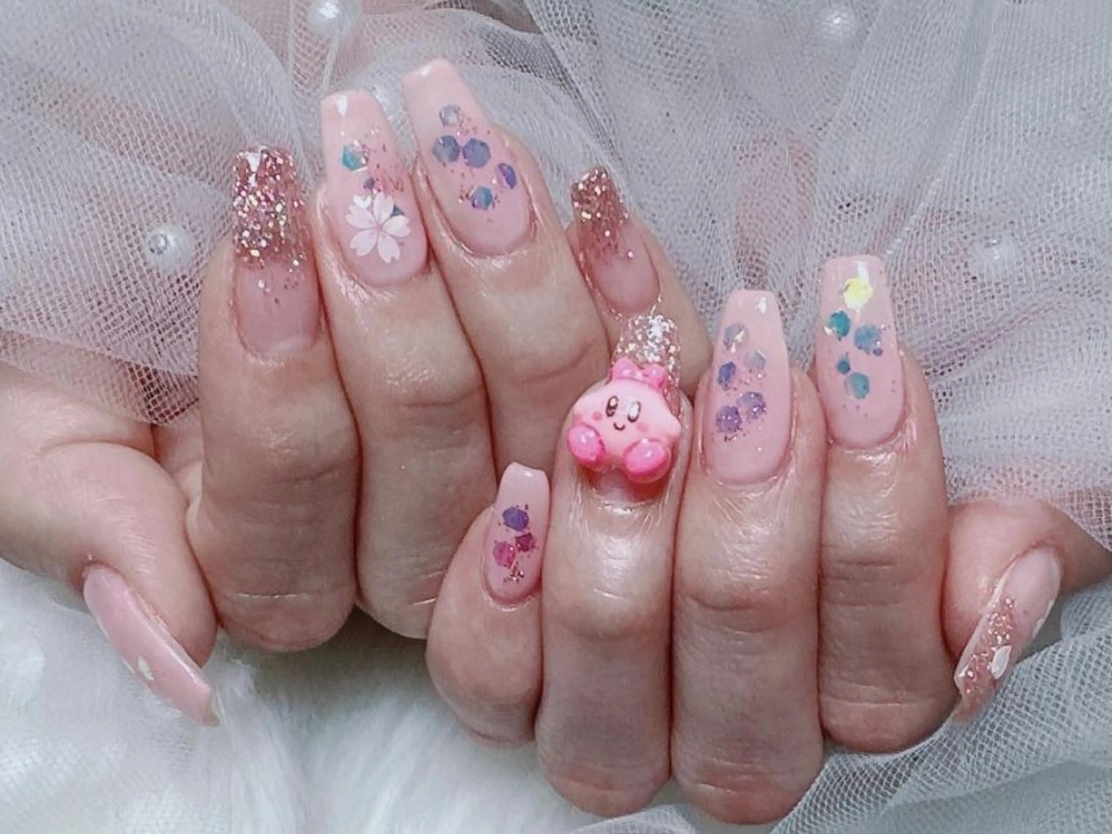 メンズ ネイル アートネイル フレンチネイル ジェルネイル キラキラネイル パラジェル ハンドネイル フットネイル Bloom kabukiのネイルデザイン