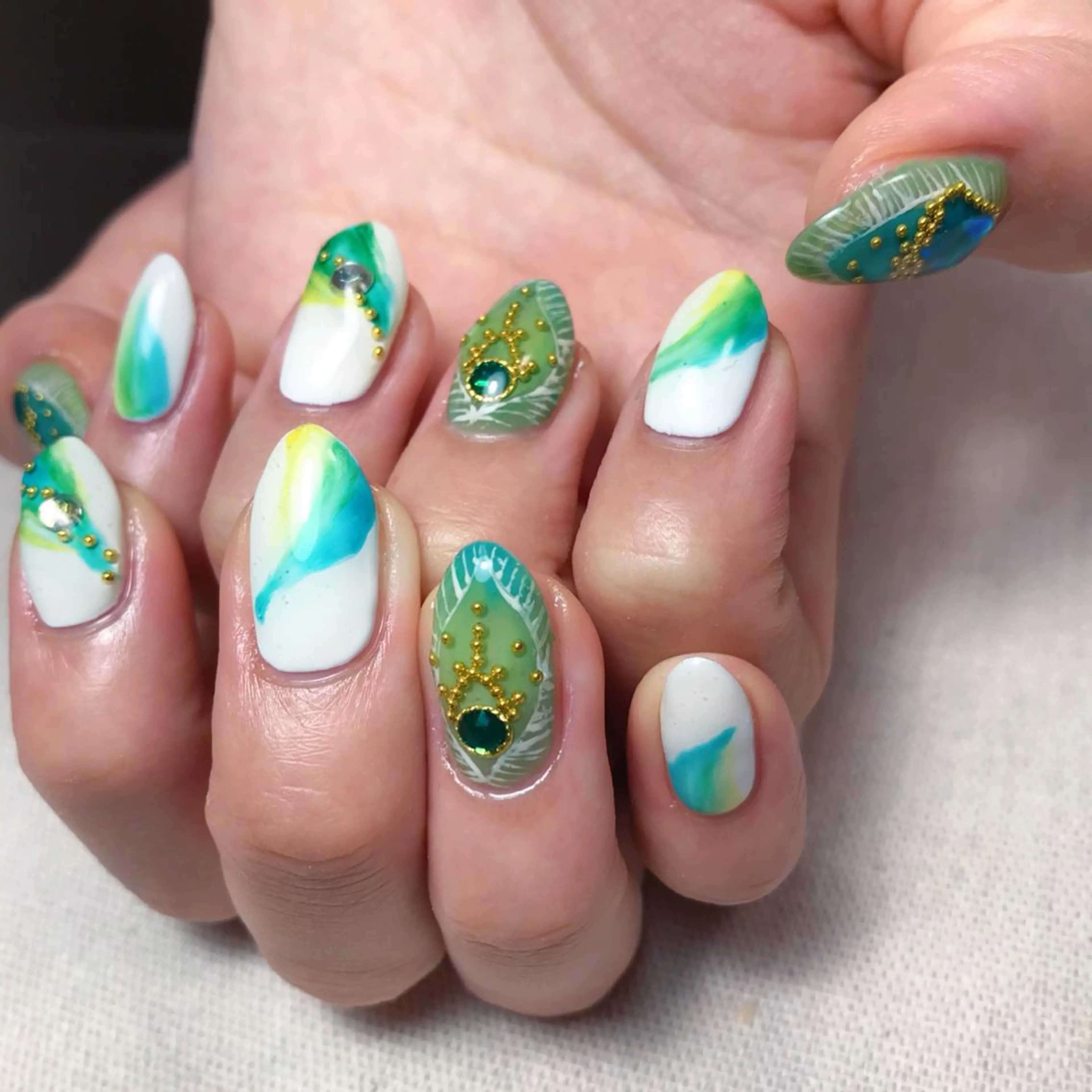 ネイル ハンドネイル 💅chainail _aiのネイルデザイン