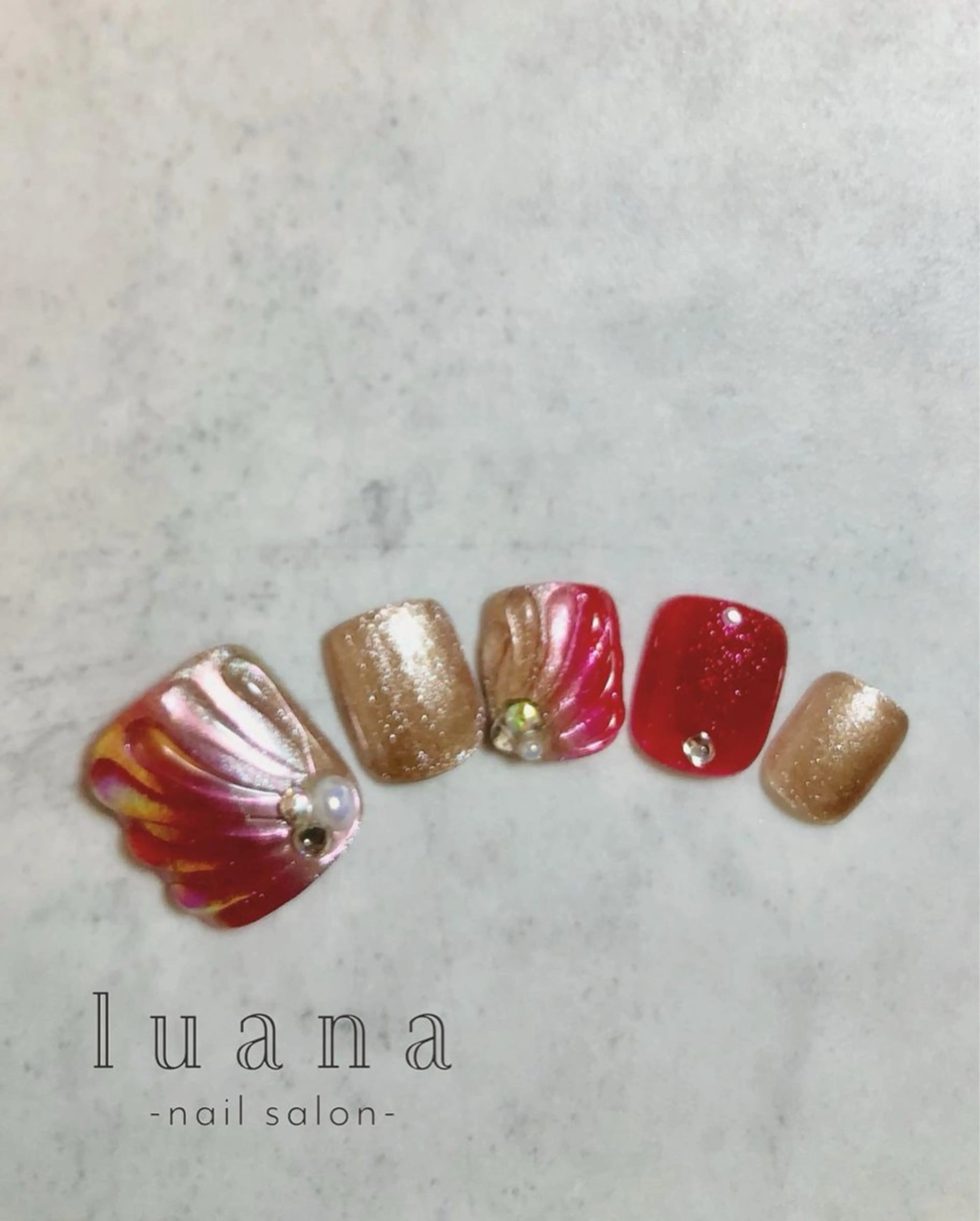ネイル フットネイル キラキラネイル luana ネイルサロンのネイルデザイン