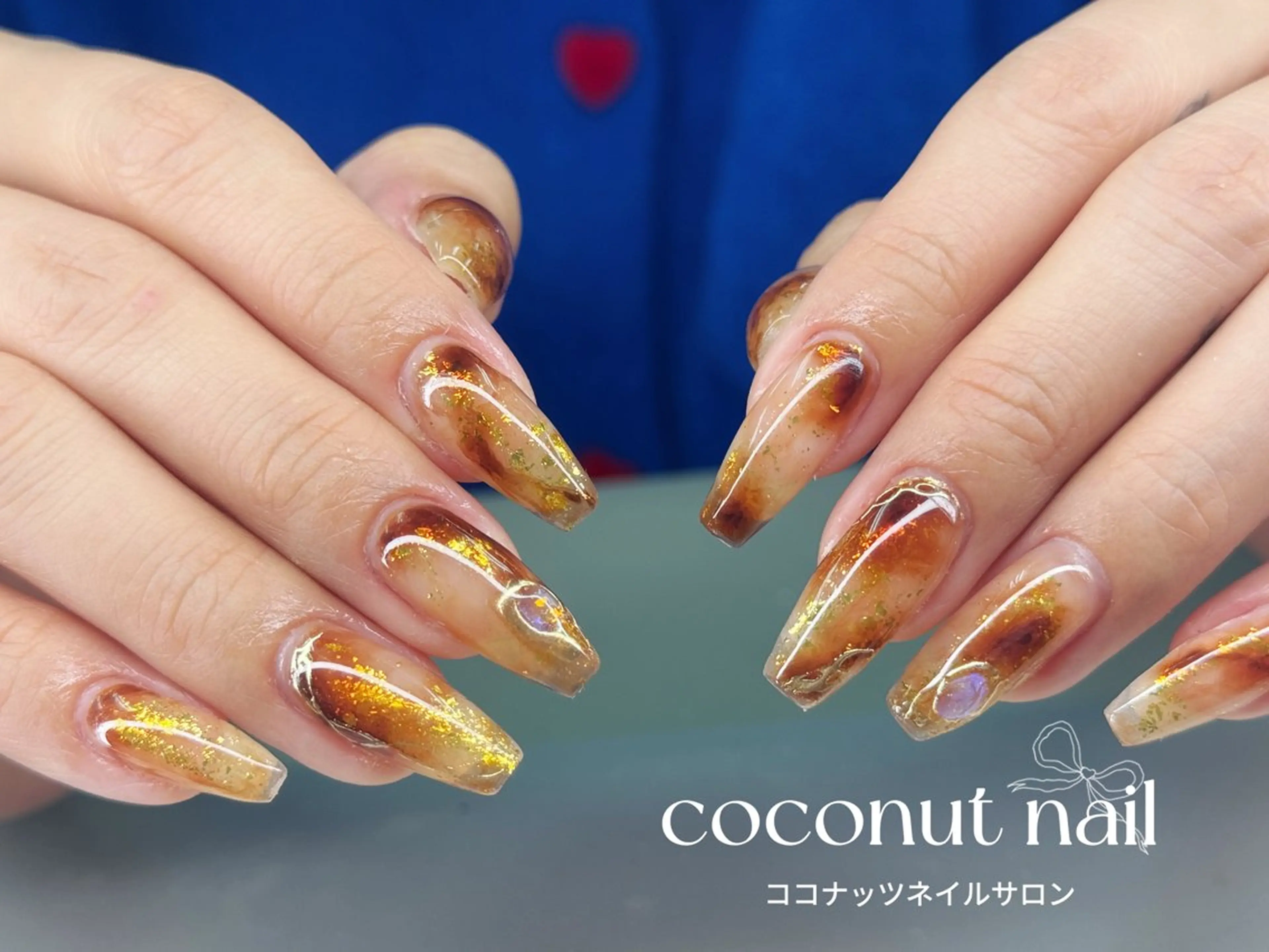 ネイル べっ甲ネイル フレンチネイル キラキラネイル マグネットネイル 大理石ネイル(マーブル) ハンドネイル 神田 ココナッツのネイルデザイン