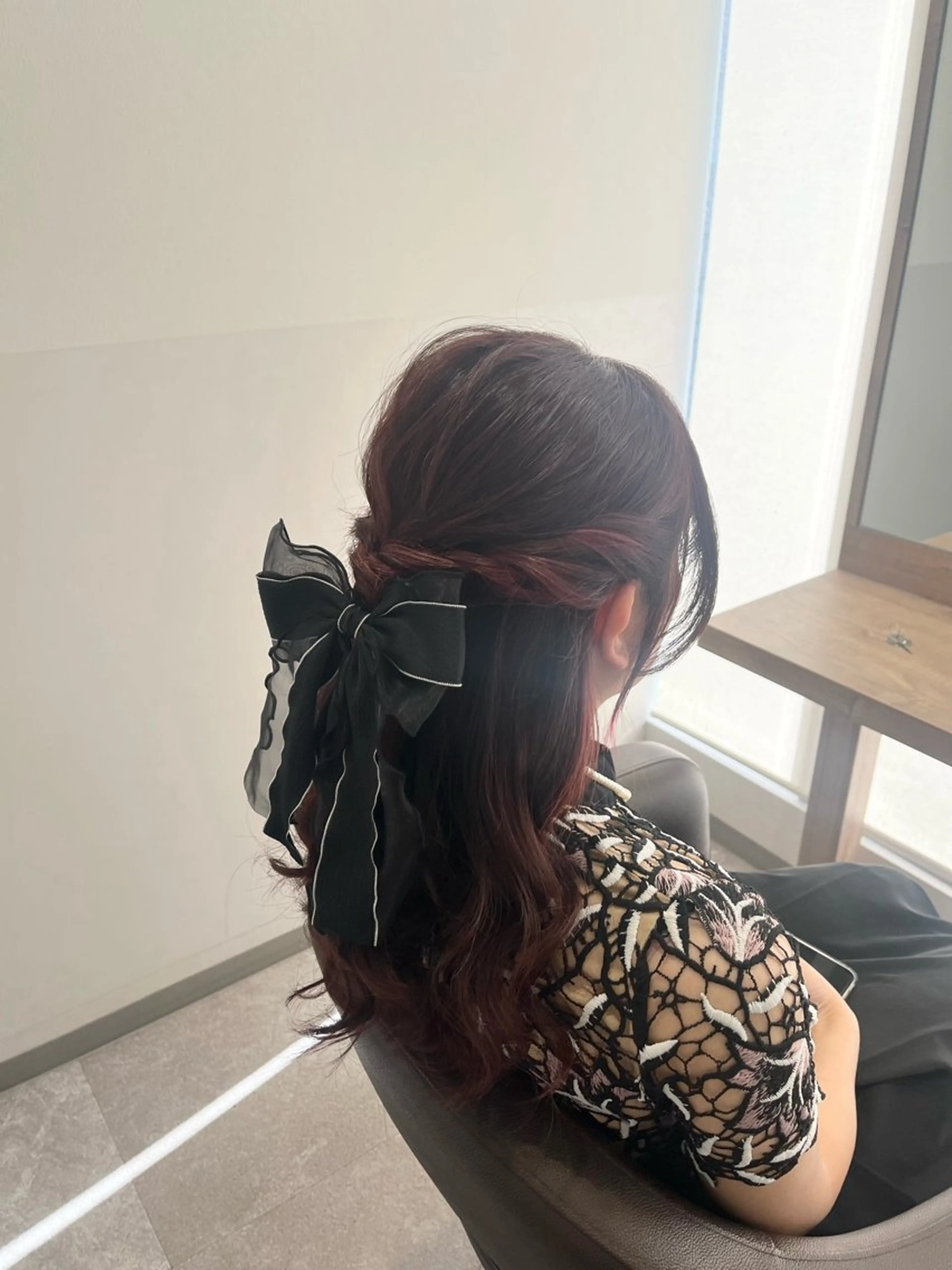 ロング SALOWIN大宮crest所属・大宮レイヤーカット× 透明感カラー　rioのヘアスタイル