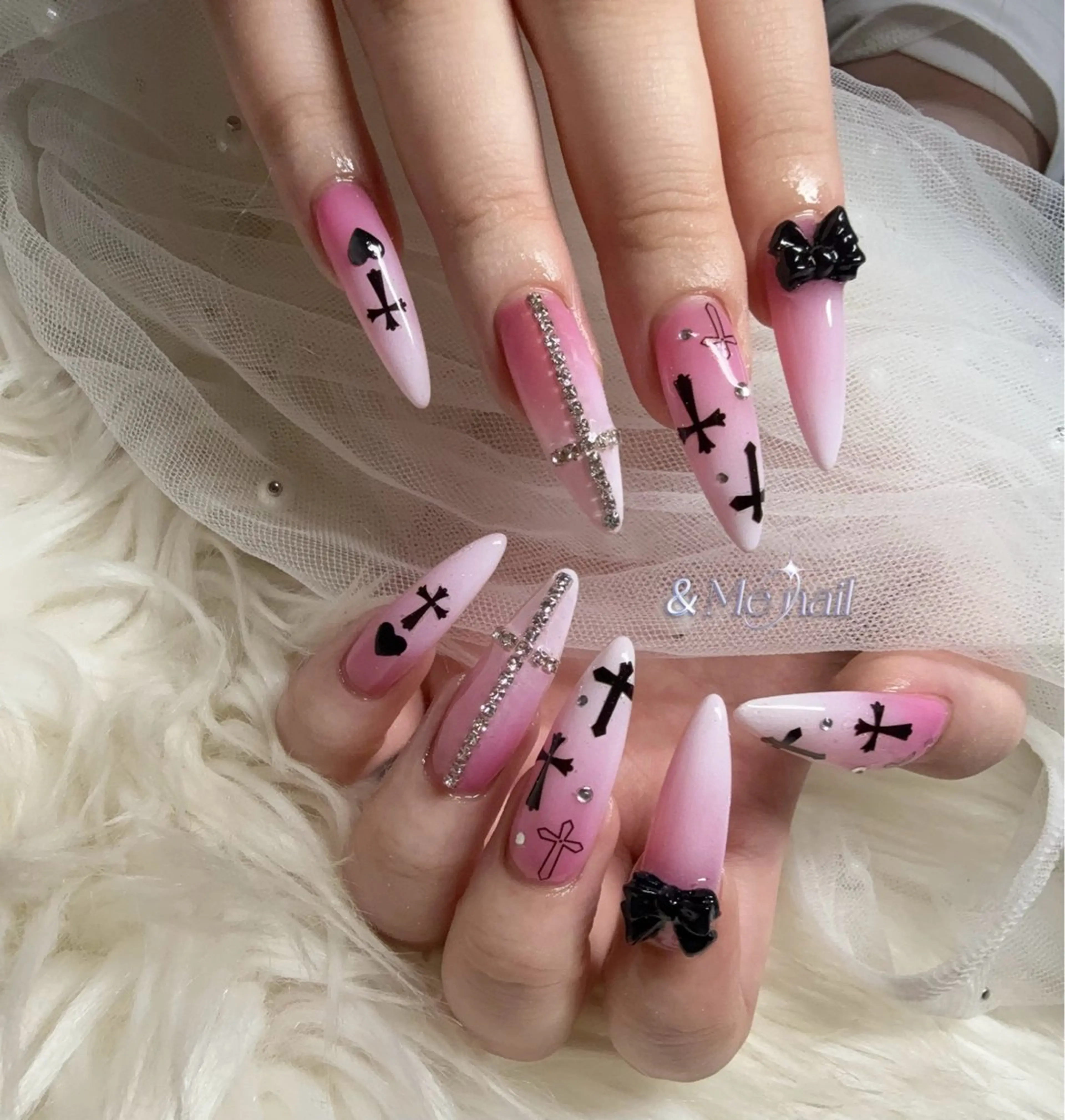 ネイル &ME ネイルサロンのネイルデザイン