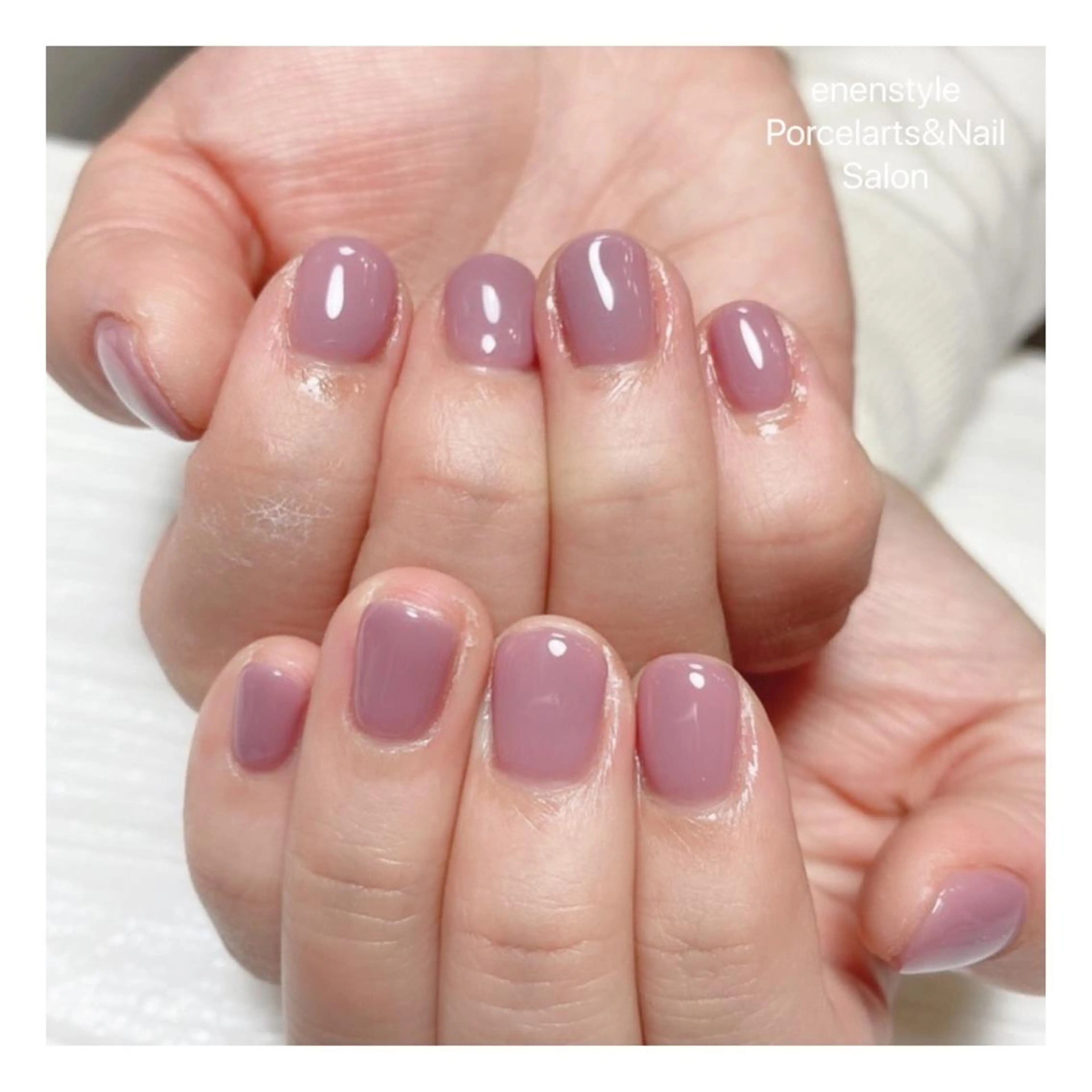 ショート ネイル 👑enen style👑のネイルデザイン