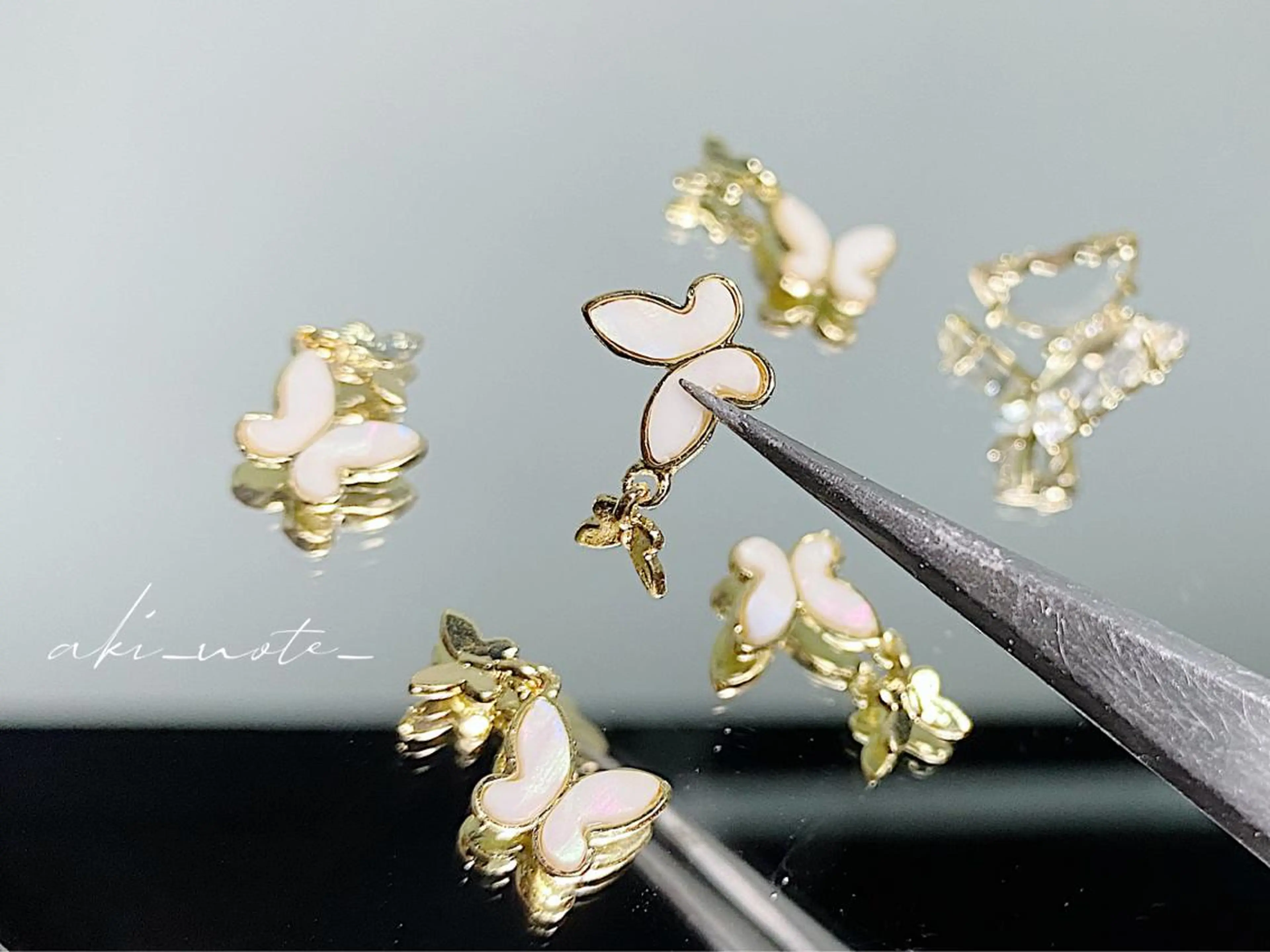 ネイル ハンドネイル フットネイル GRANDE大須 栄/店長 aki🌙のネイルデザイン