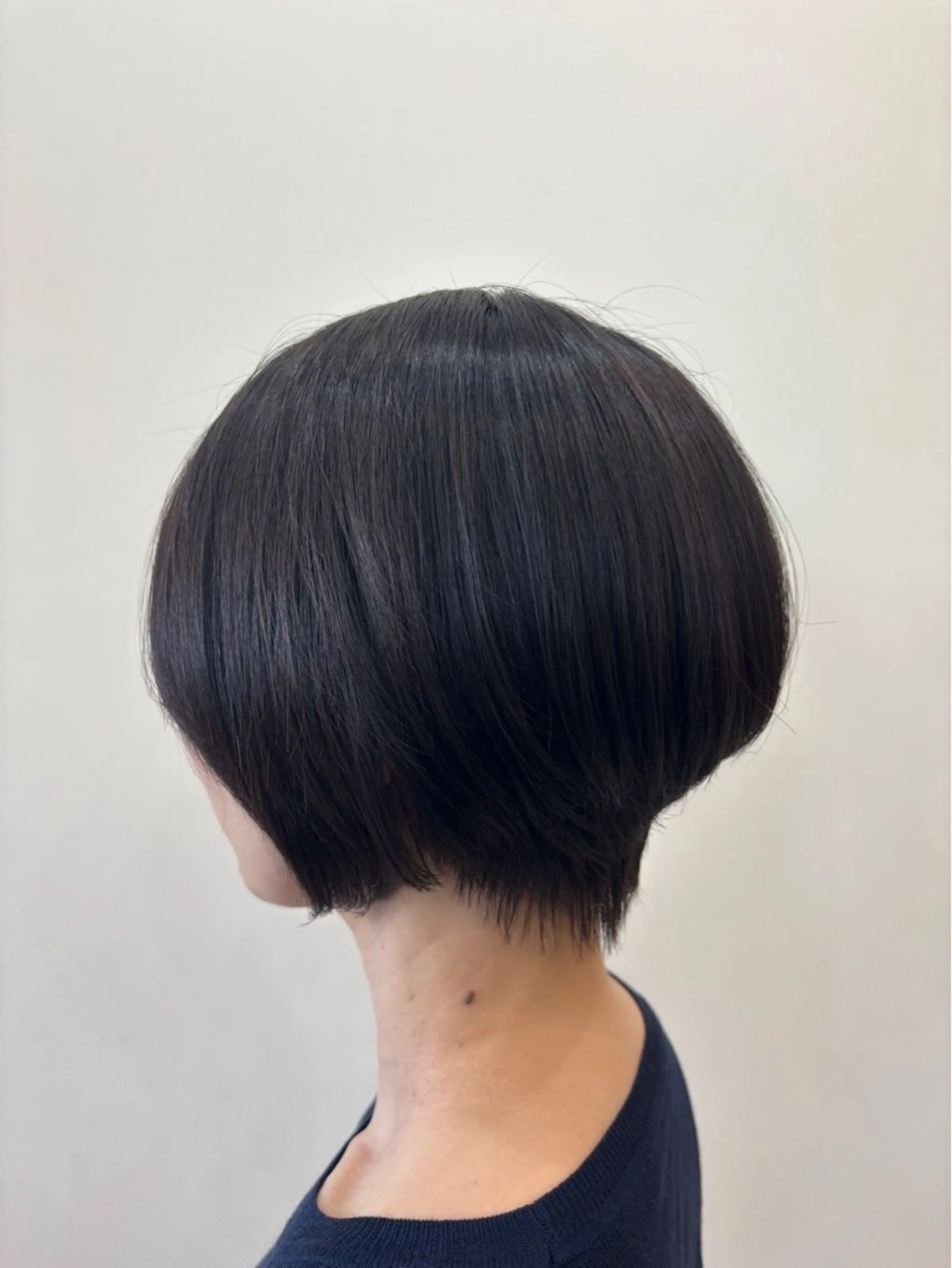 ショート カラー ✨艶カラー✨ Miu【八王子】のヘアスタイル