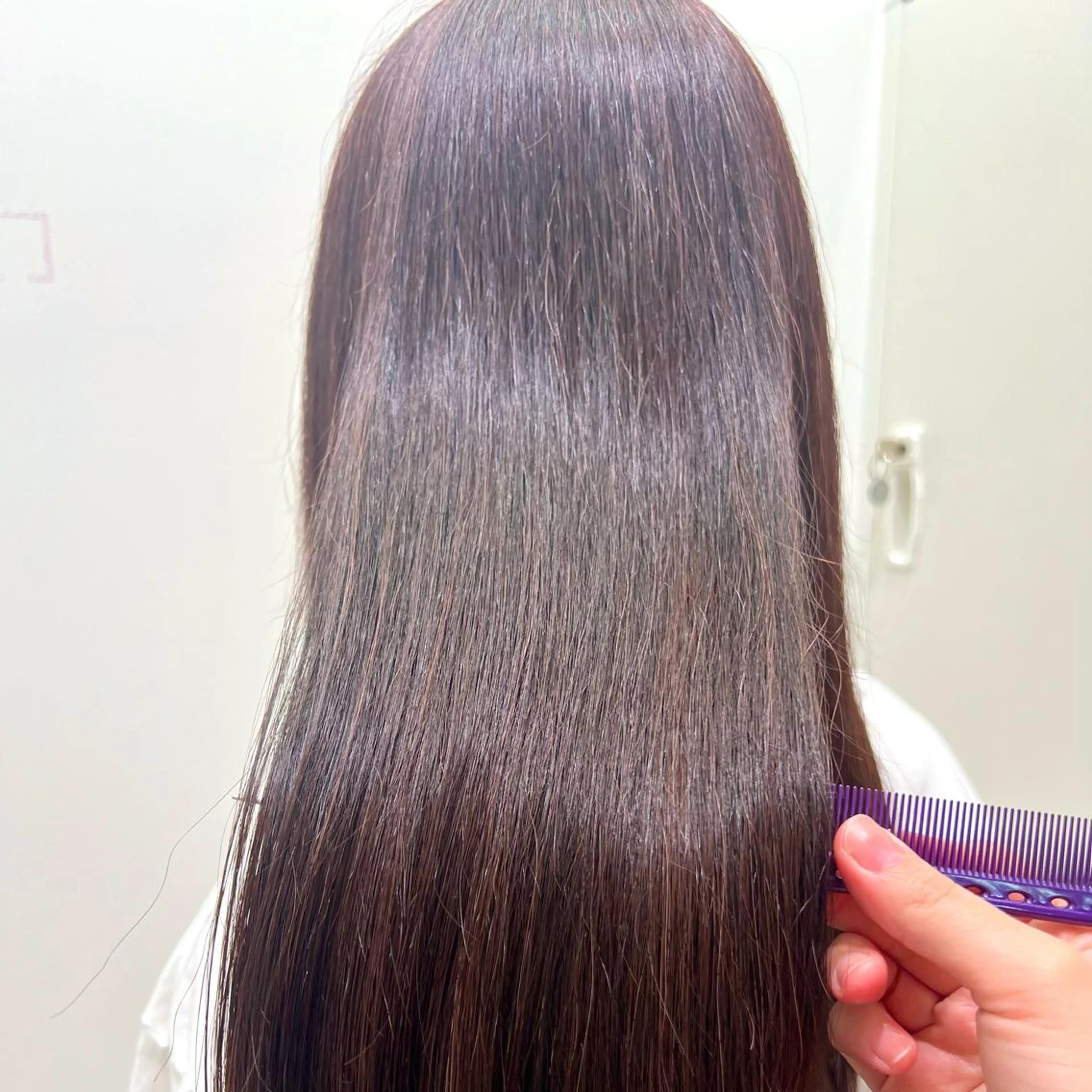 ロング カラー ピンクカラー カコ/レイヤーカット ヘアアレンジのヘアスタイル