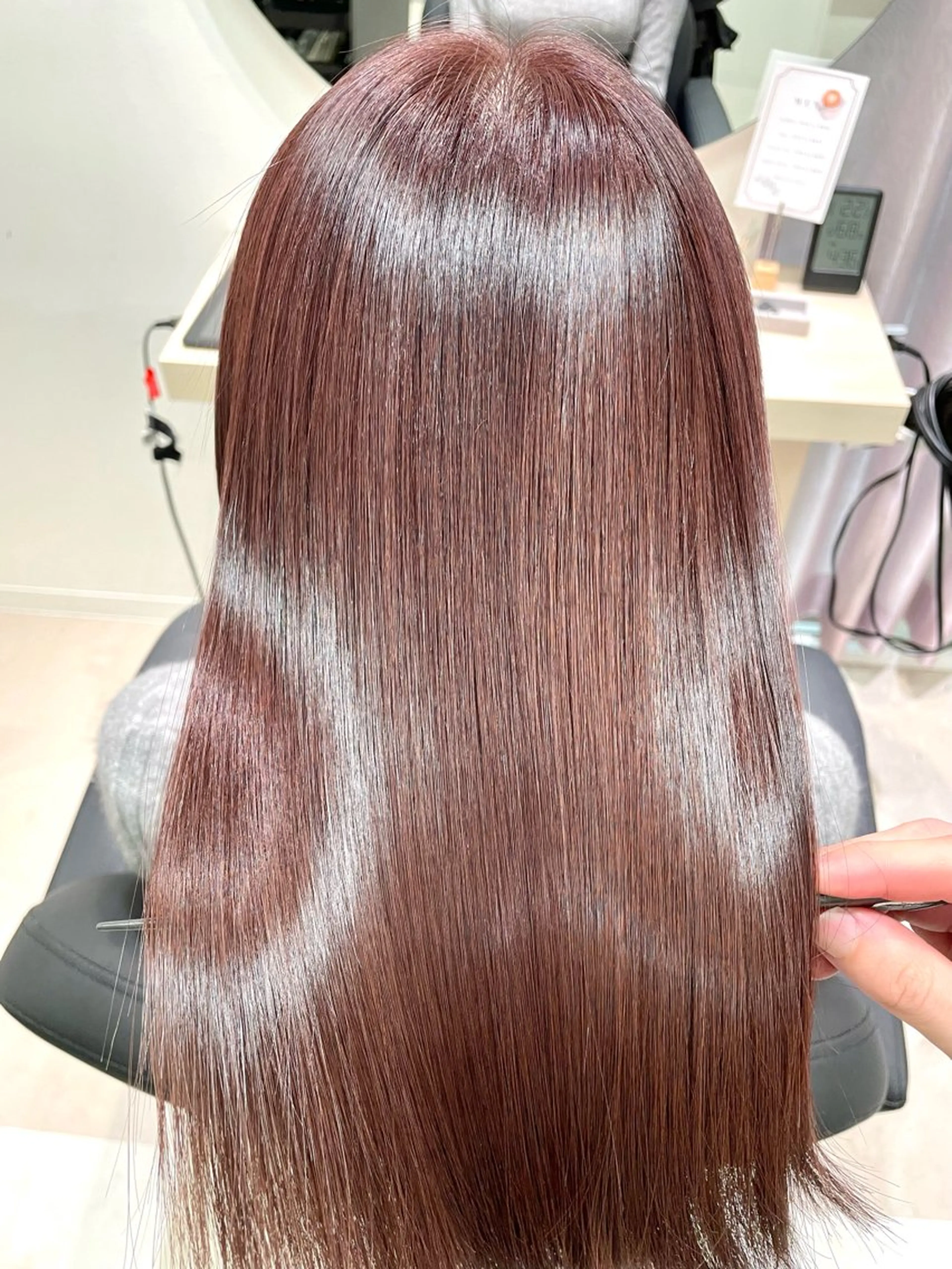 【満足度100%✨】極艶✨髪質改善カラー🩵+カット+oggiottoトリートメント🌈の写真