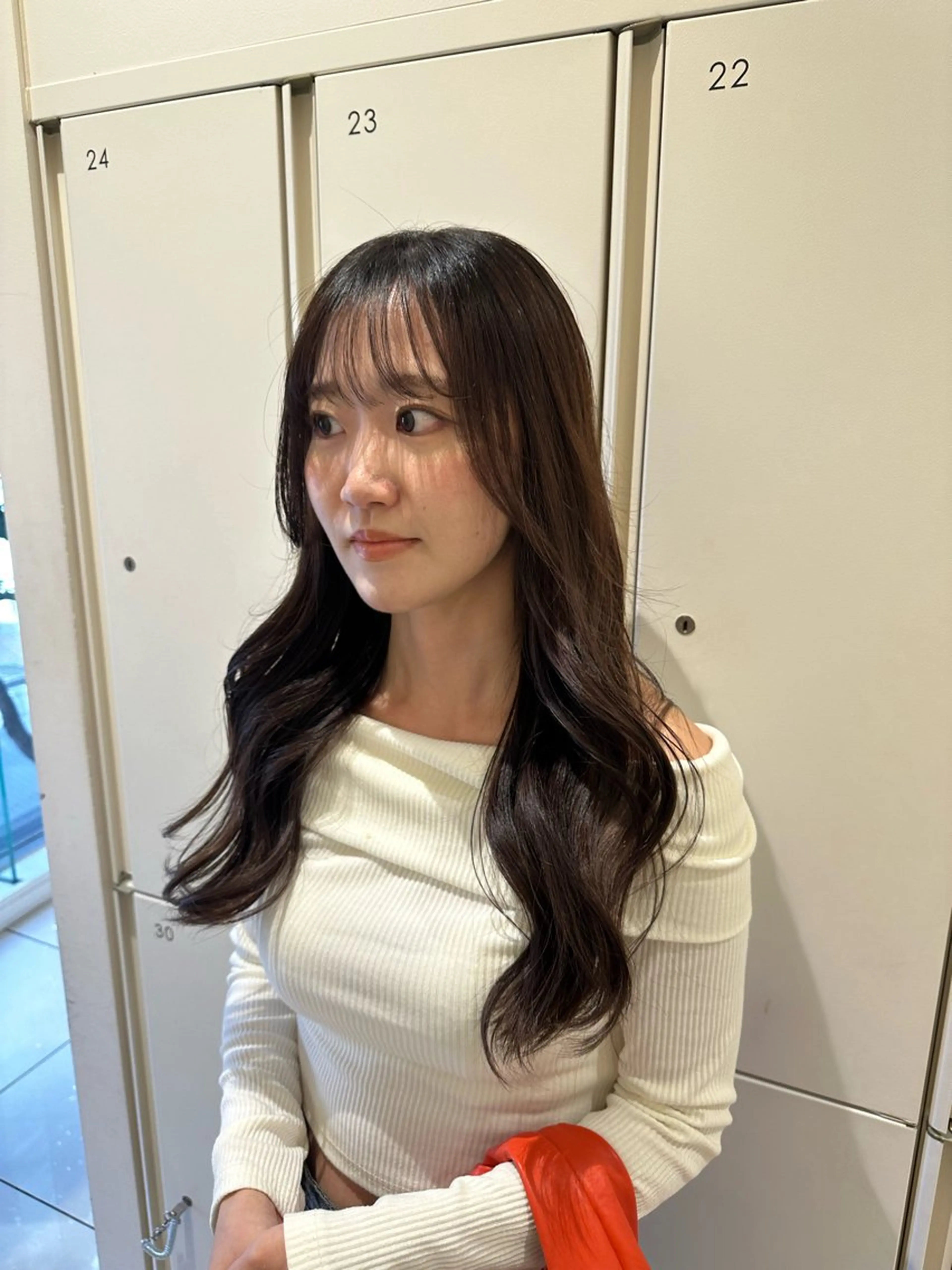 ロング カラー ヘアアレンジ タイトボブ個性派カラ ーAKANEのヘアスタイル