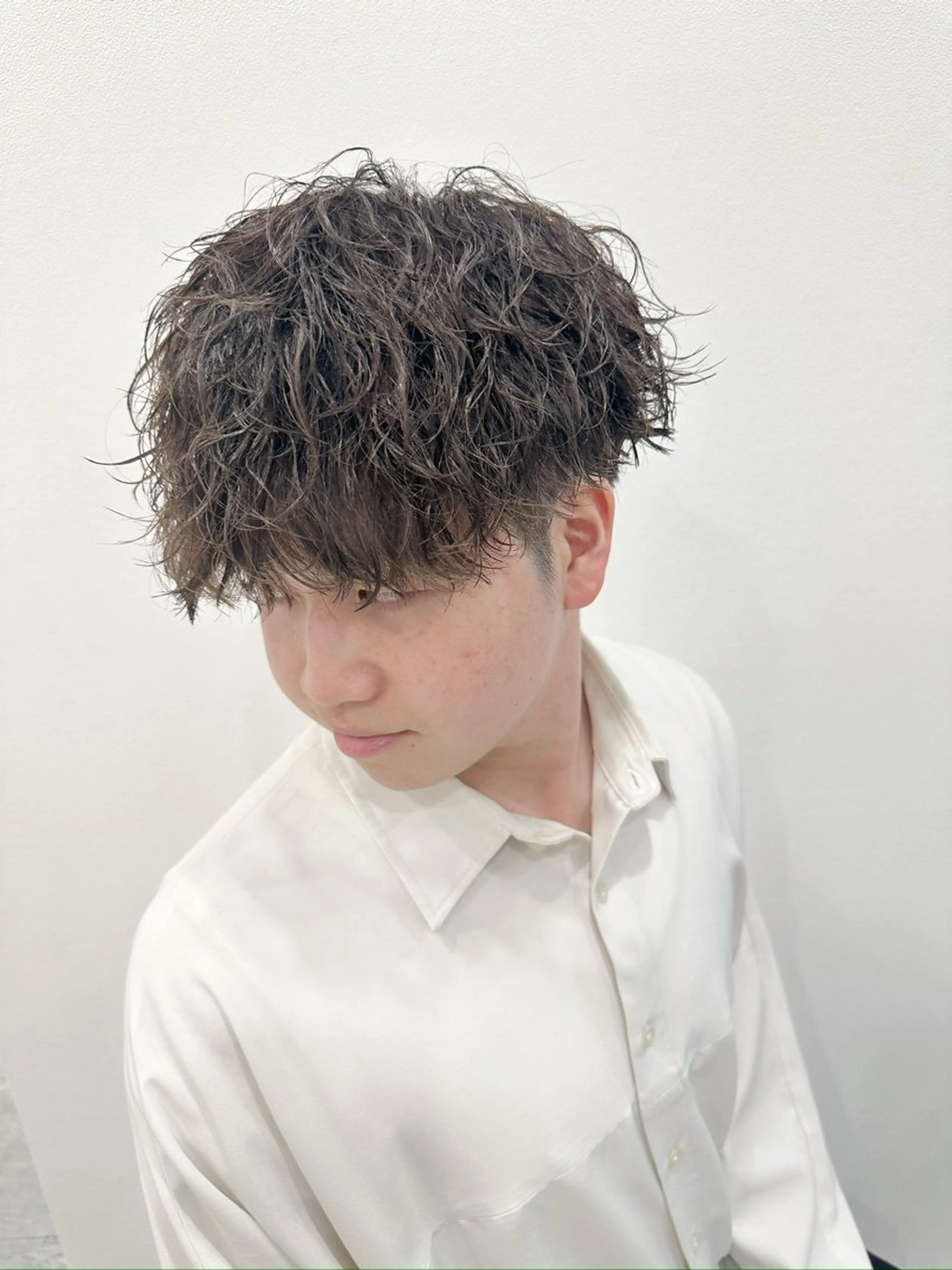 ミディアム パーマ メンズ カット パーマ 師藤 達也のヘアスタイル