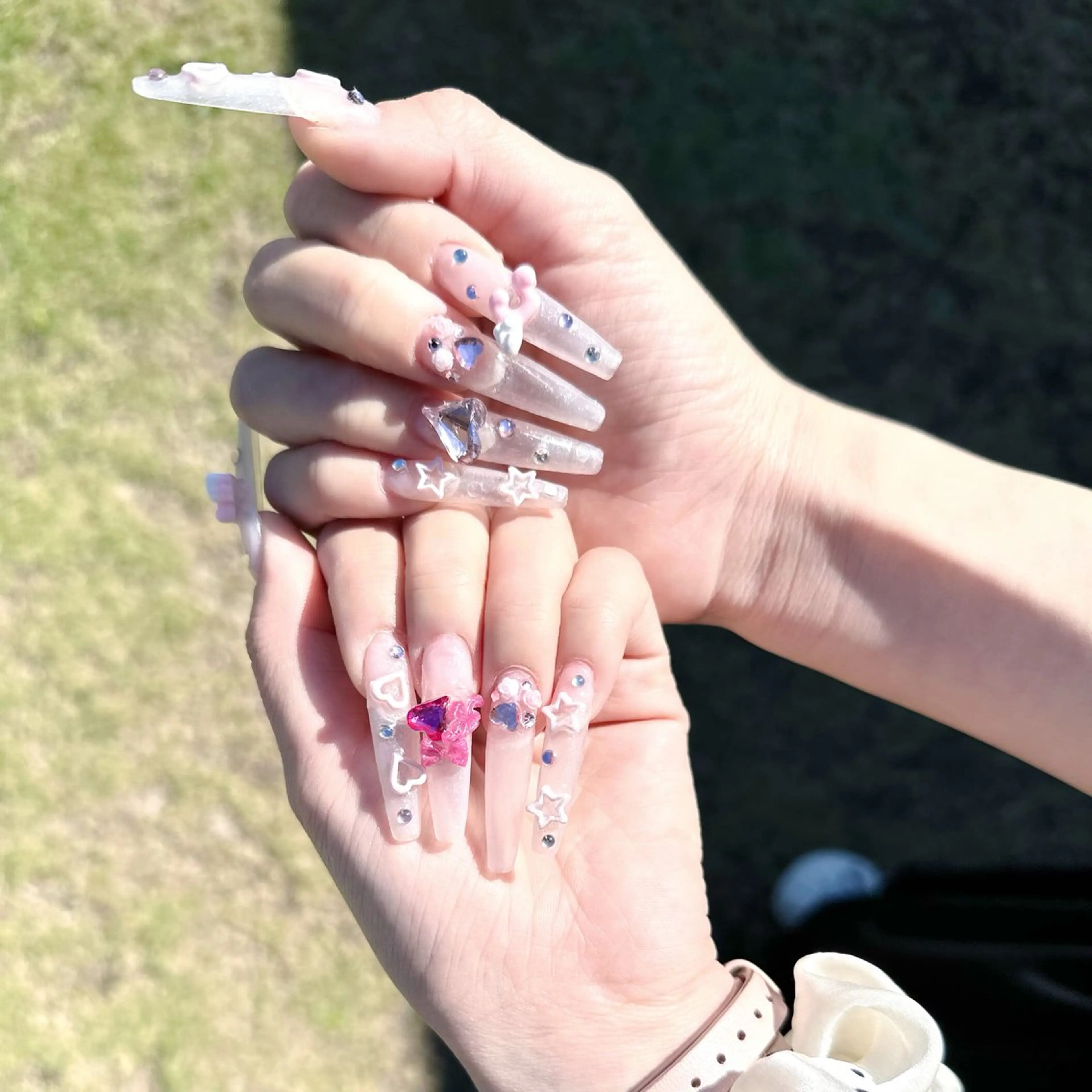 ネイル 持ち込み ハンドネイル Aulu'b るなのネイルデザイン