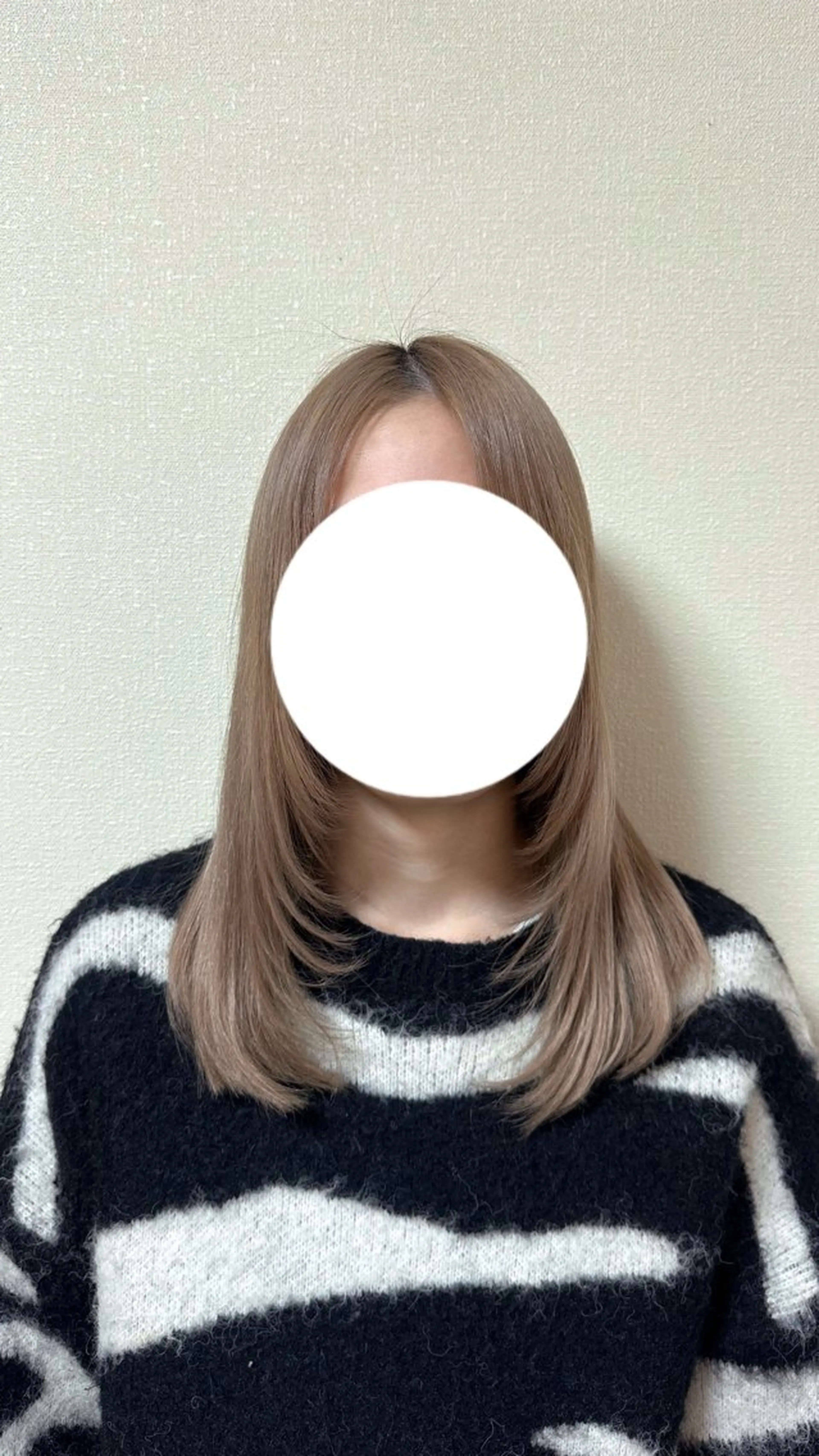 セミロング 顔まわりレイヤー 顔周りカット レイヤーカット 和泉市／mahae 吉田のヘアスタイル