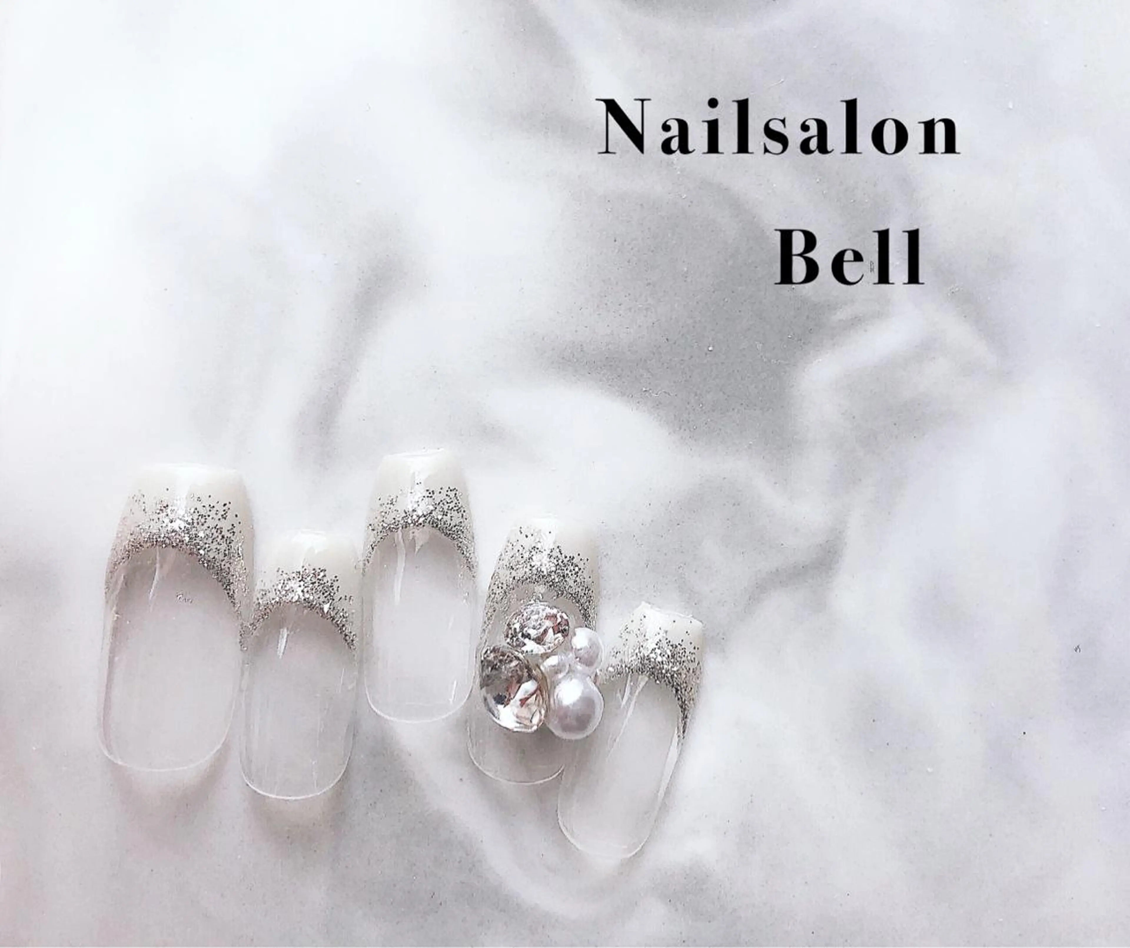 ネイル フレンチネイル ラメ(グリッター) ストーンネイル ハンドネイル ROI. Ayumi.のネイルデザイン